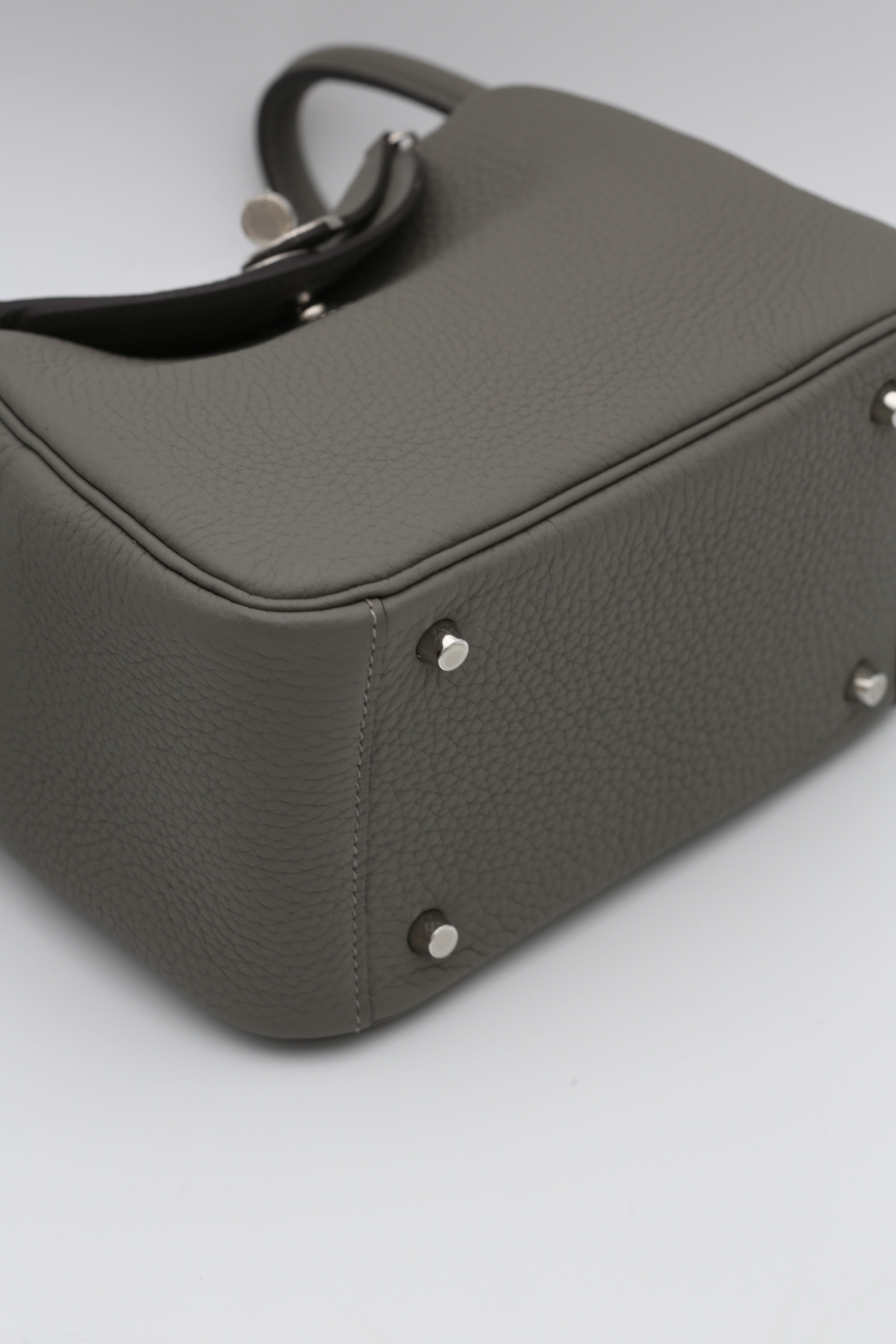 HERMÈS MINI LINDY ETAIN SILVER HARDWARE U STAMP