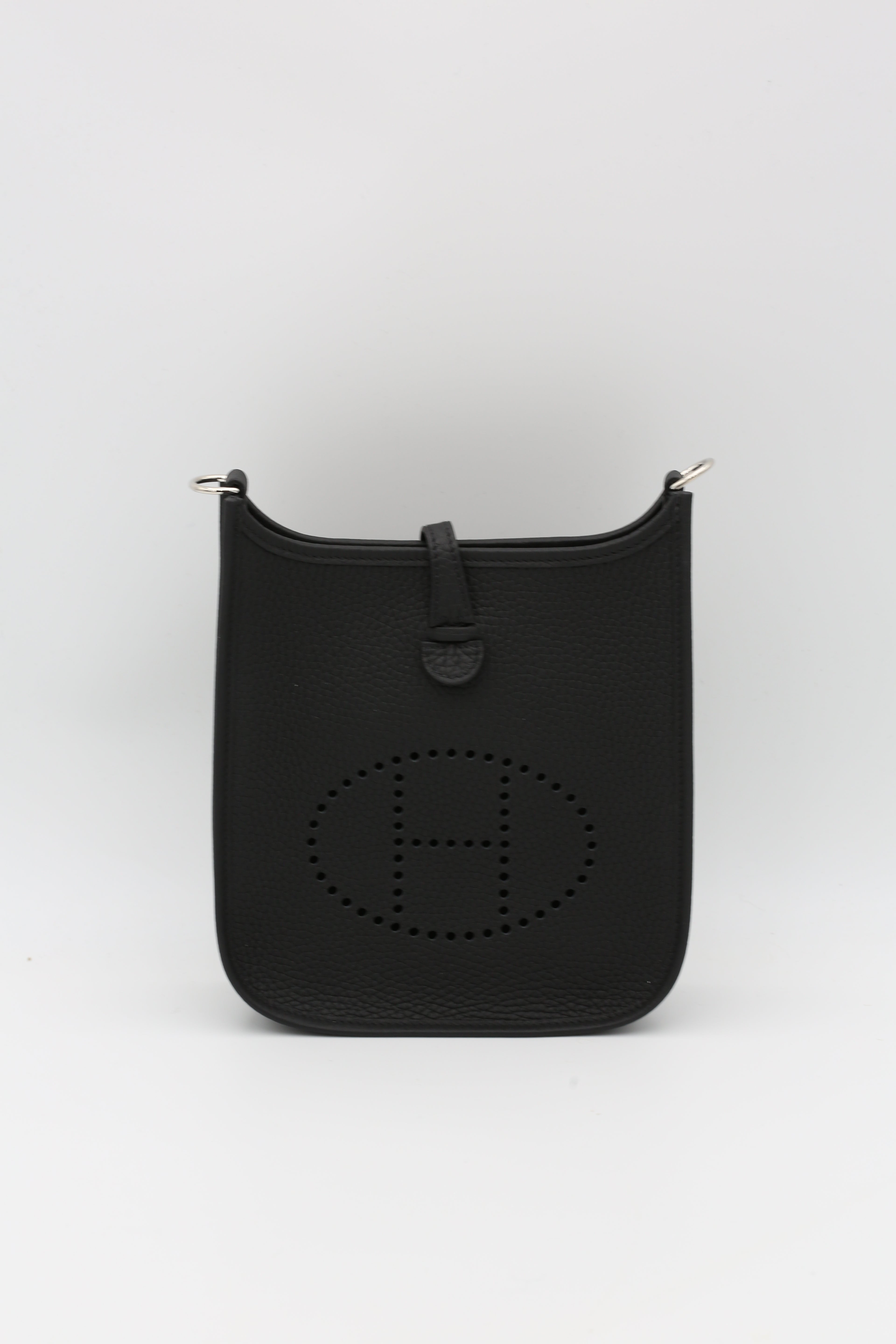 HERMÈS MINI EVELYNE NOIR TC K STAMP