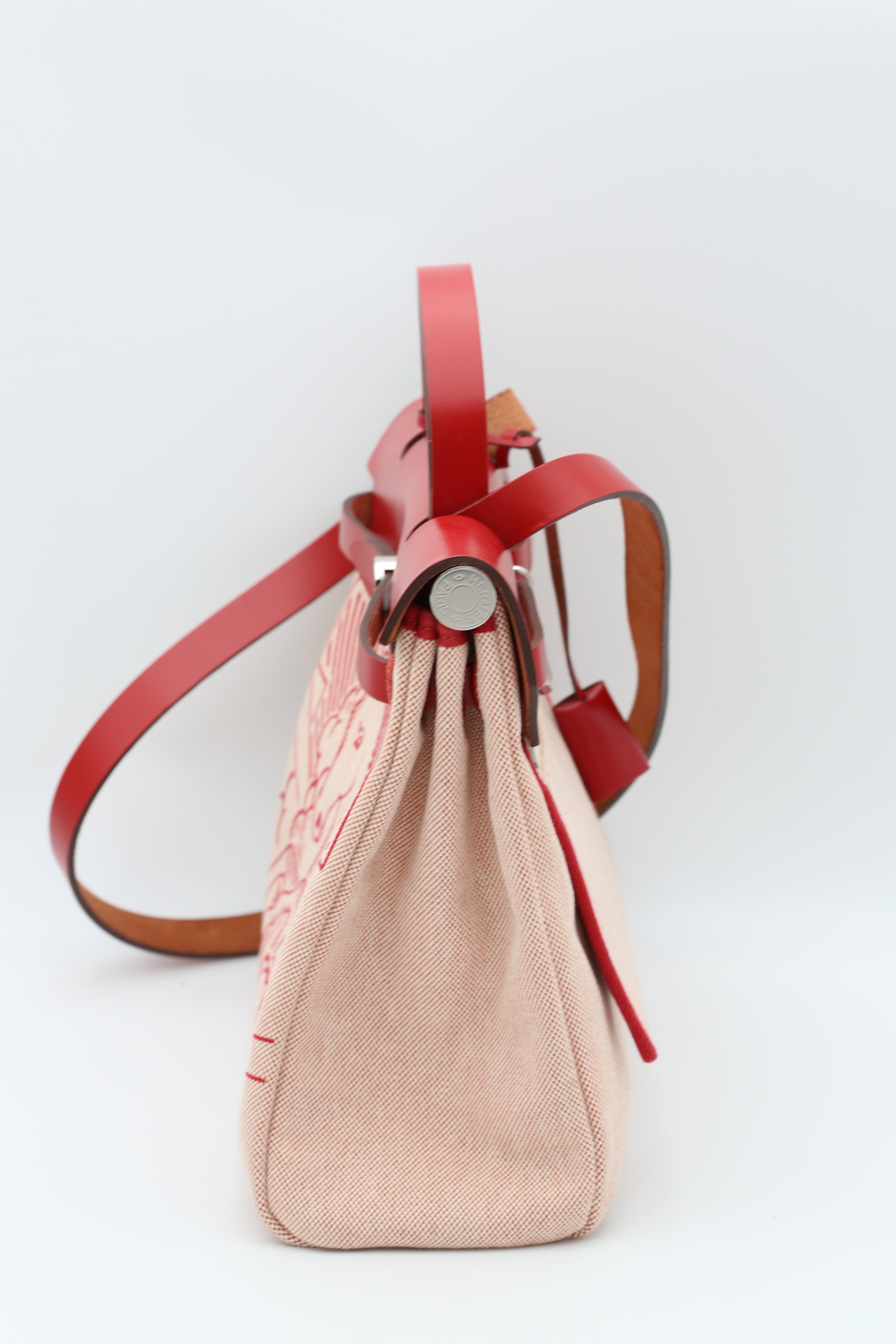 HERMÈS HERBAG31 ROUGE WITH HORSE Y STAMP