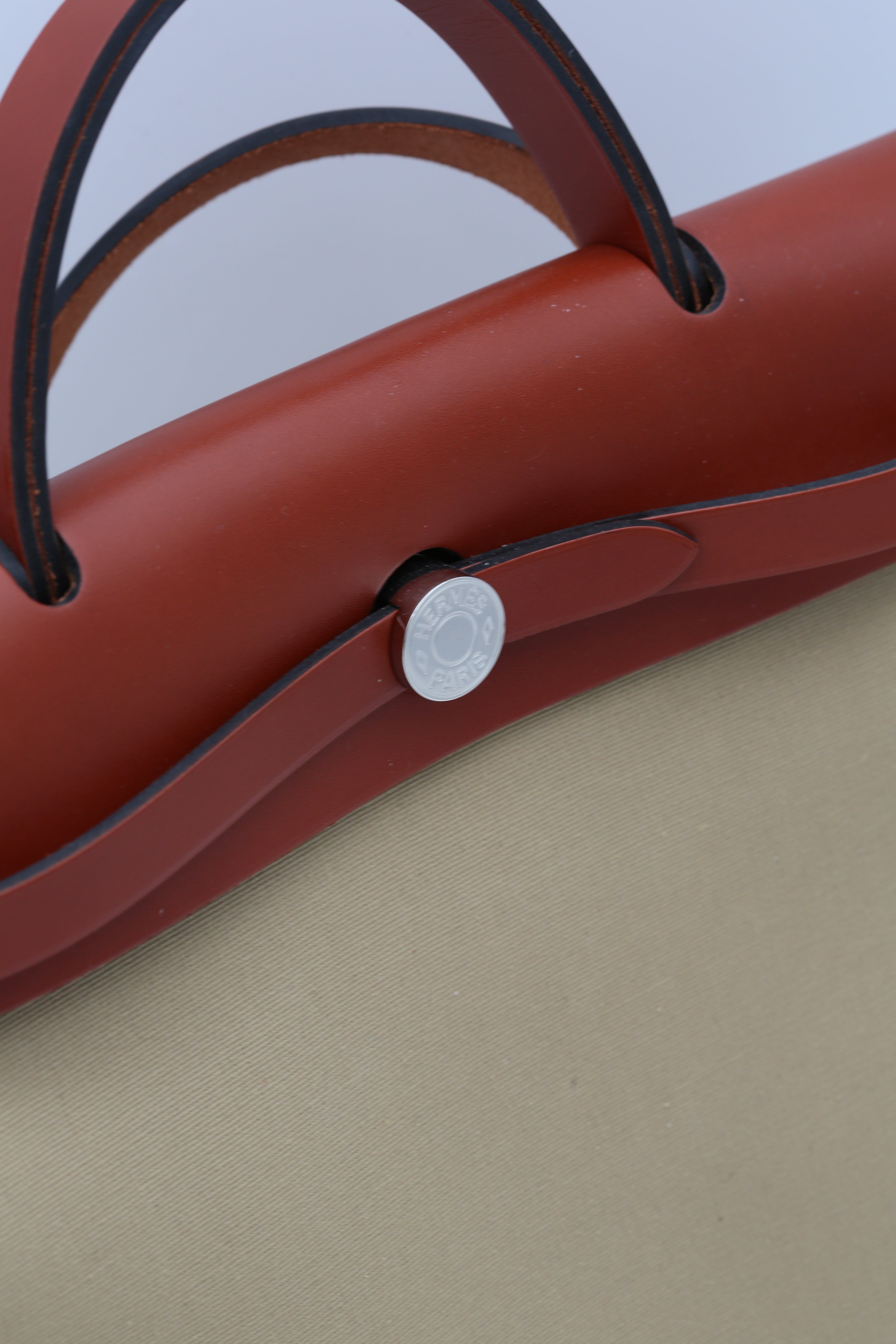 HERMÈS HERBAG31 TRENCH Y STAMP