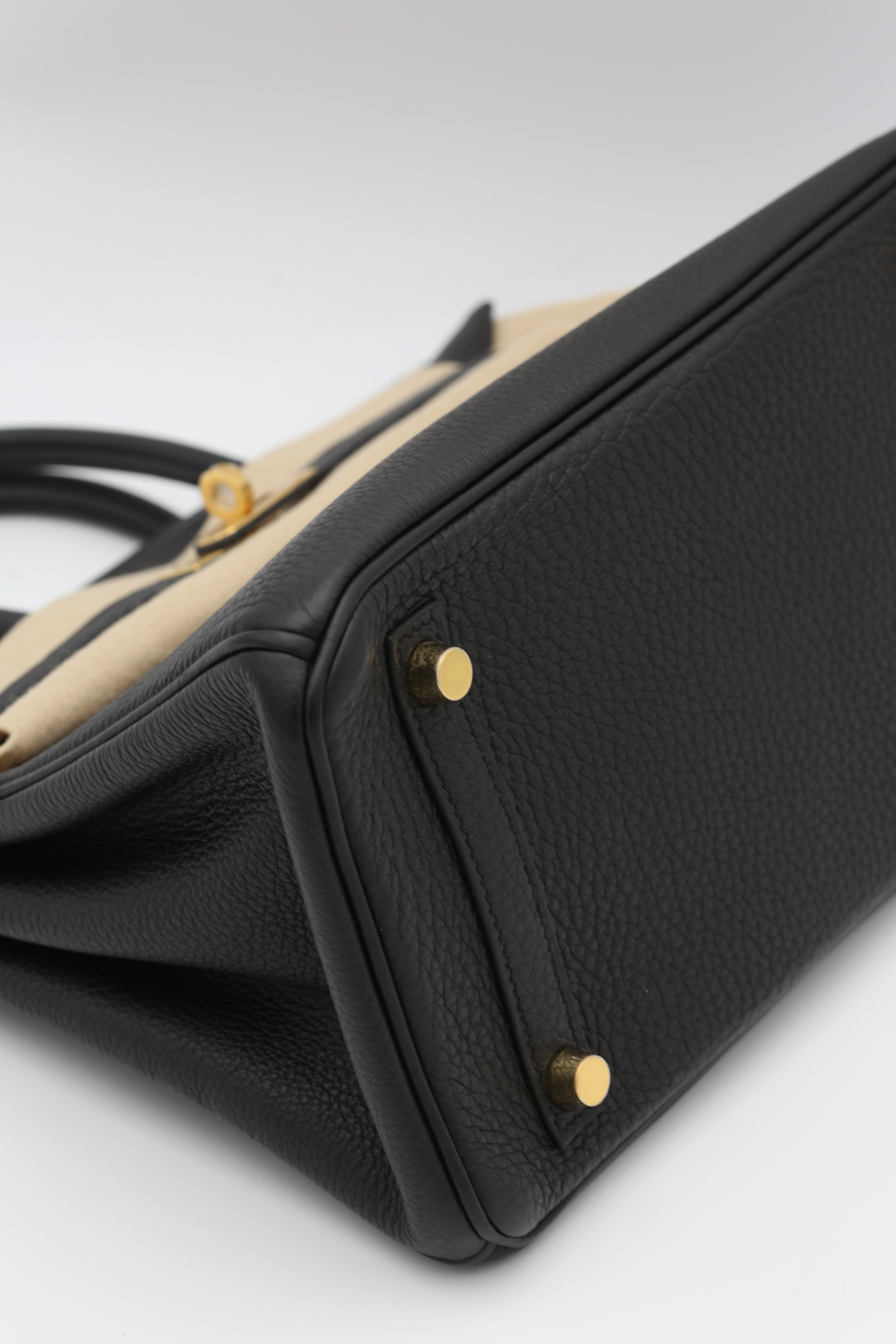 HERMÈS BIRKIN25 NOIR TOGO GOLD HARDWARE Y STAMP