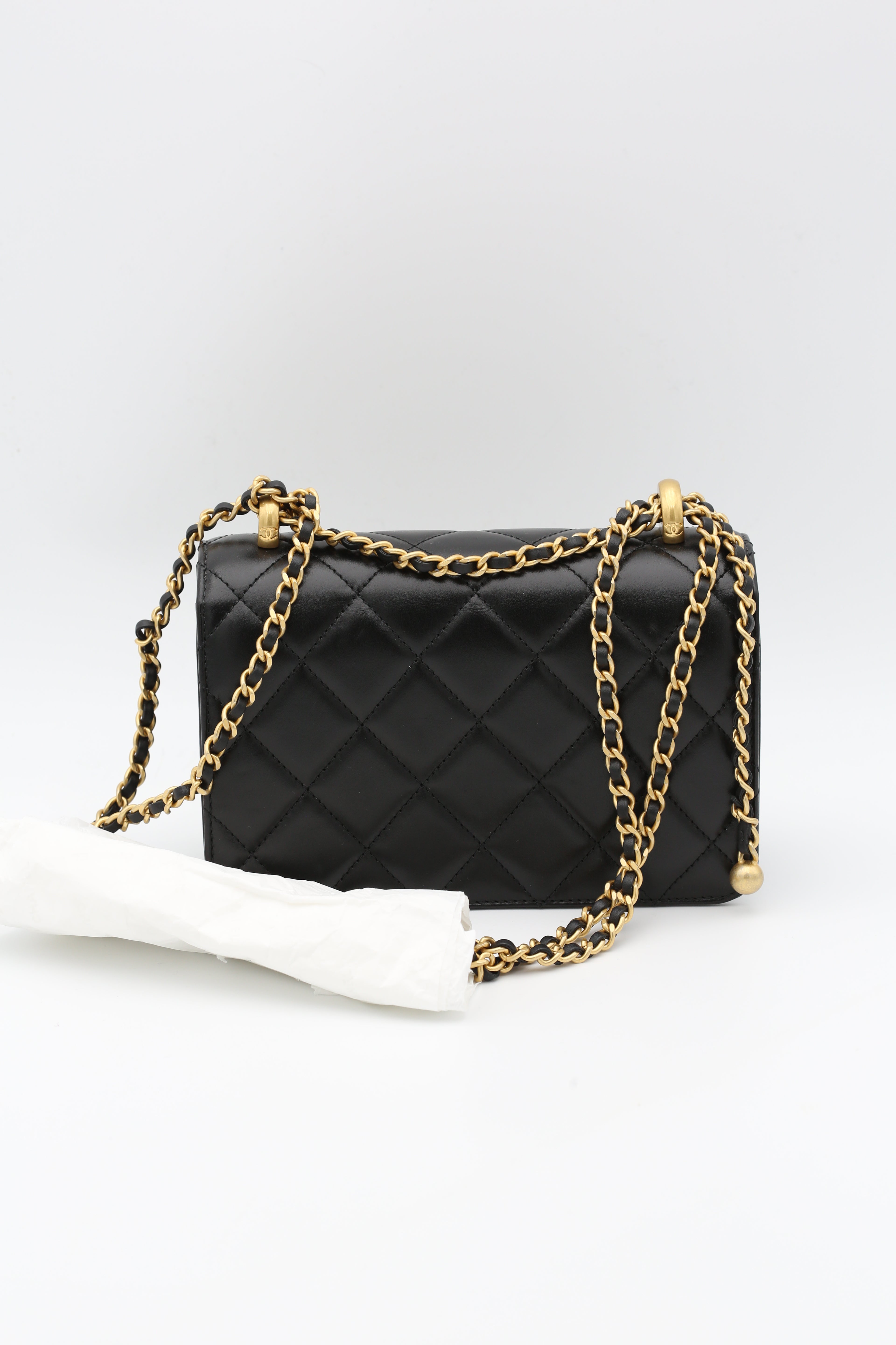 CHANEL FLAP BAG GOLD BALL BLACK