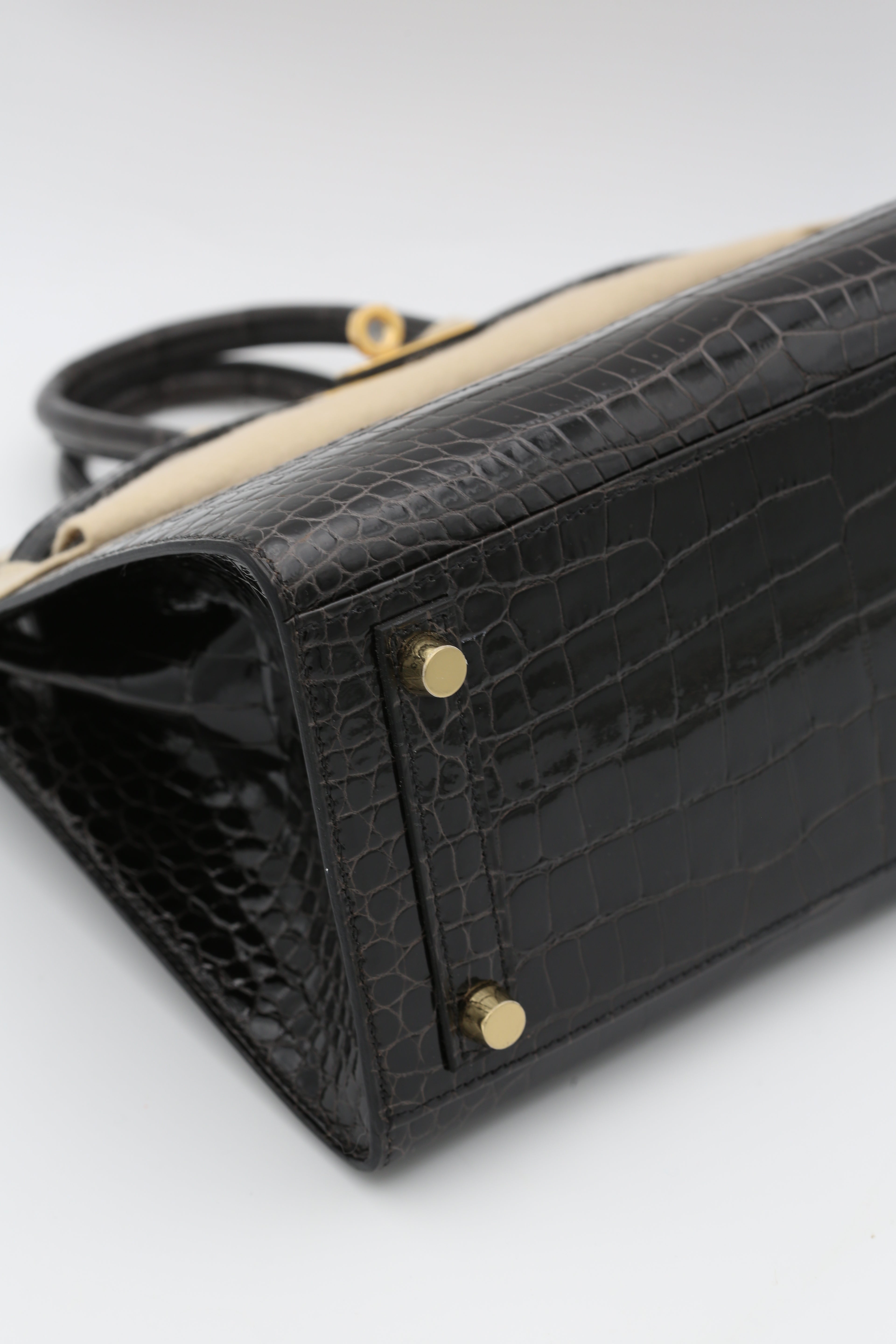 HERMÈS BIRKIN25 SELLIER 88 GRAPHITE SHINY ALLIGATOR GOLD HARDWARE U STAMP