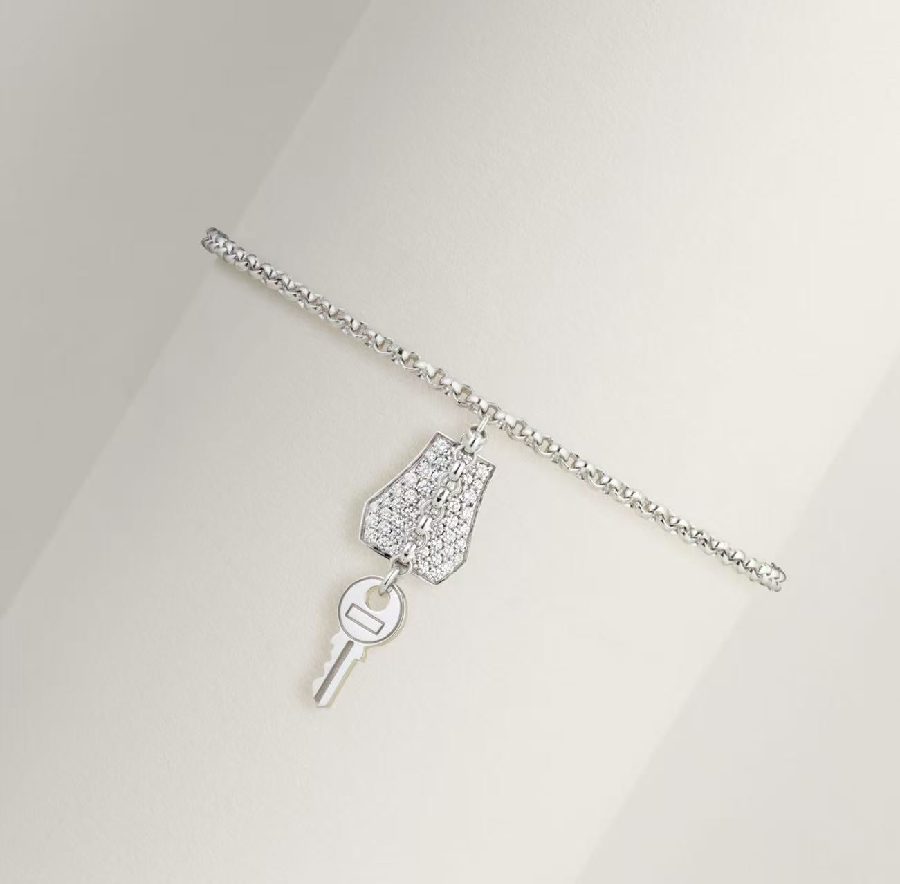 HERMÈS KELLY CLOCHETTE BRACELET SMALL WHITE GOLD DIAMONDS