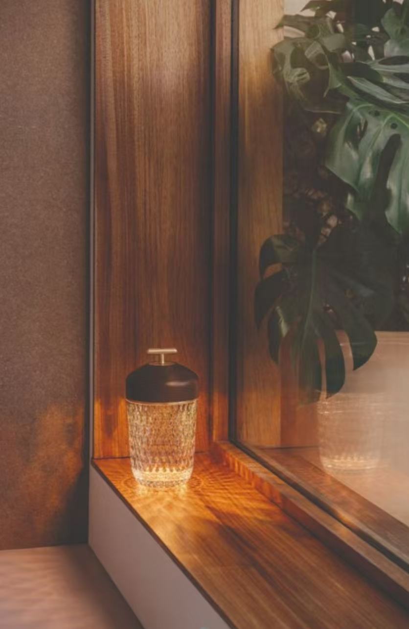 HERMÈS ST LOUIS DARK WOOD GOLD-FINISH PORTABLE LAMP