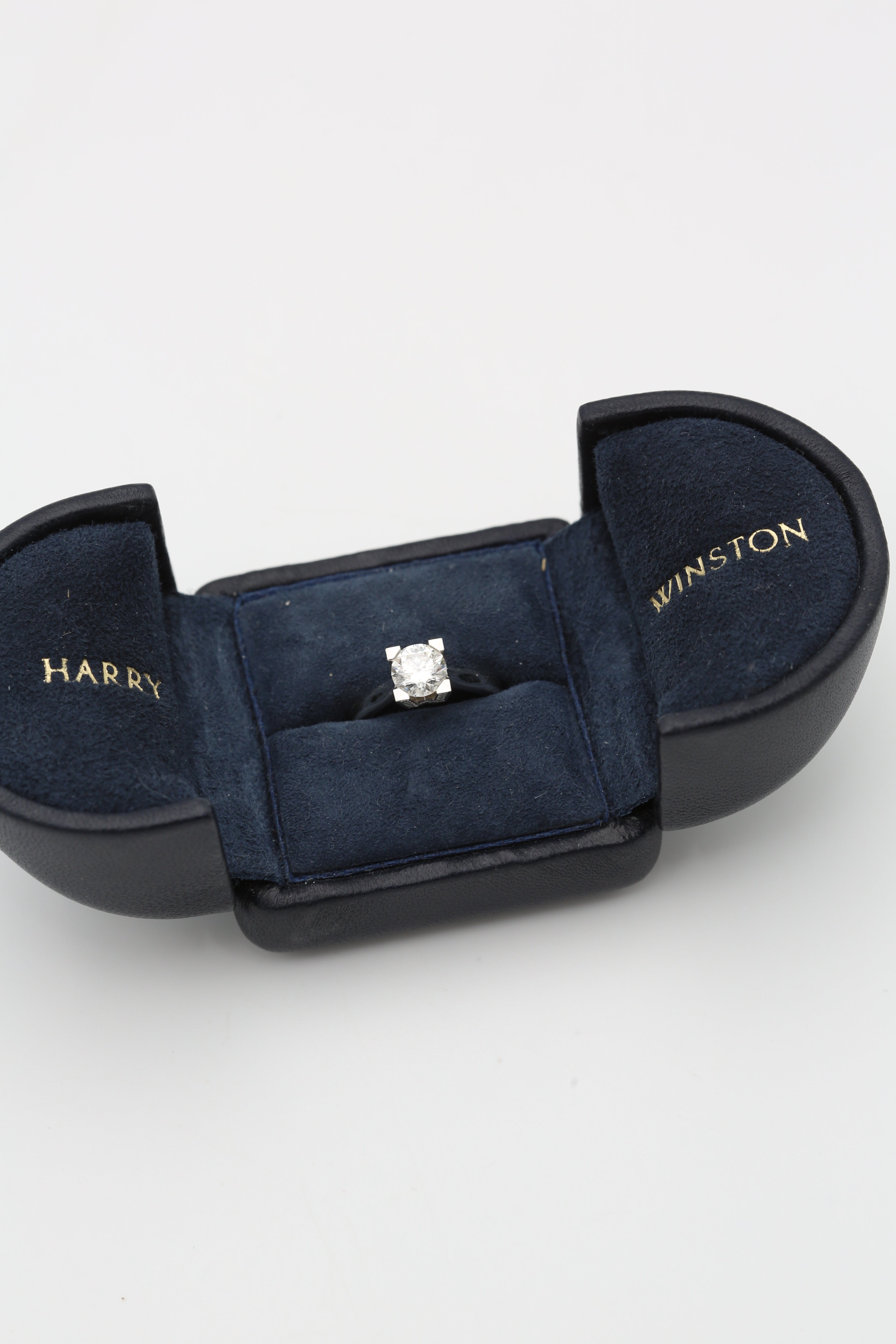 HARRY WINSTON DIAMOND RING 1.01 CT F COLOR