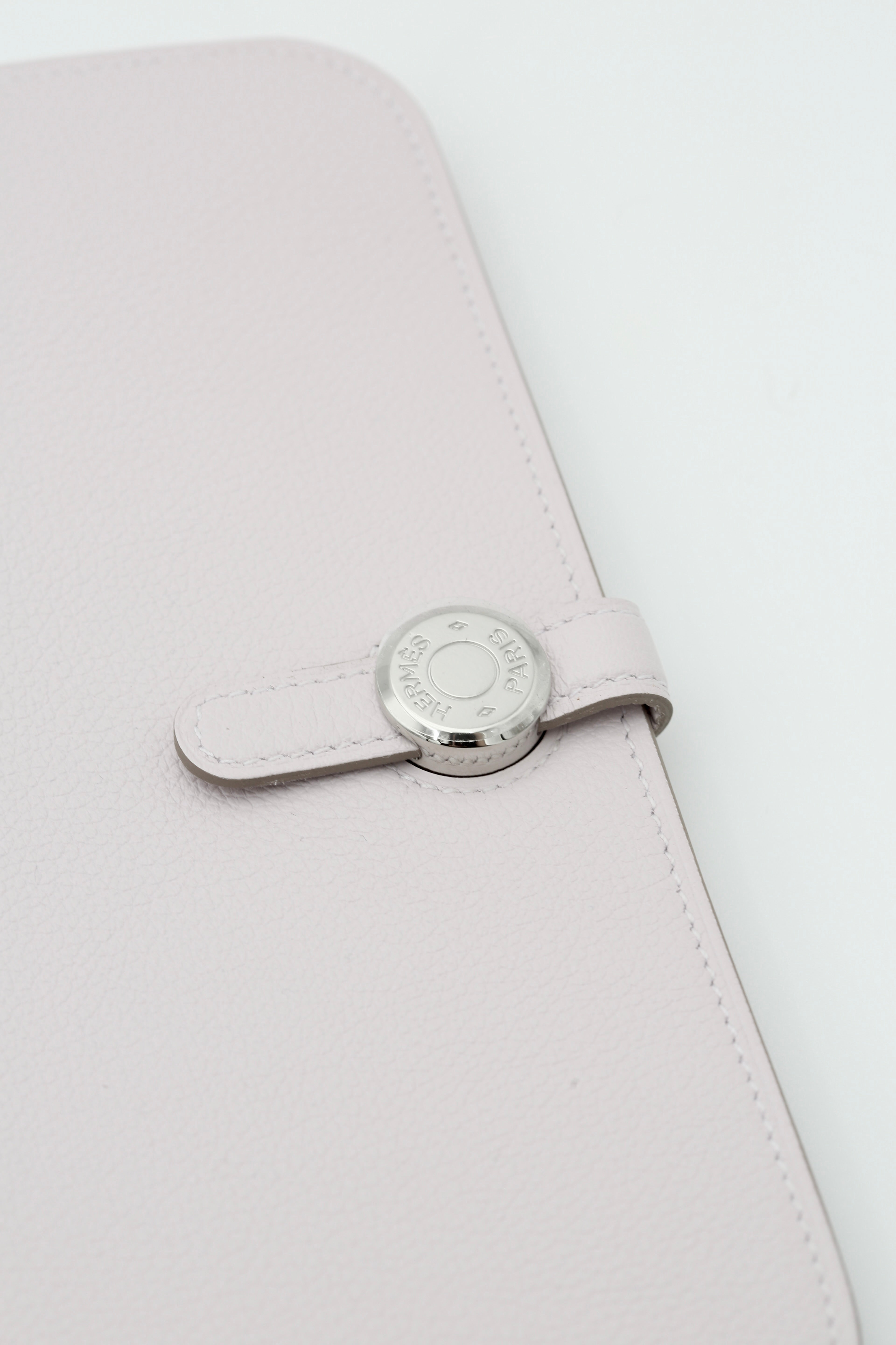 HERMÈS R.M.S. TOUTENMAIN WALLET MAUVE PALE SIZE 38