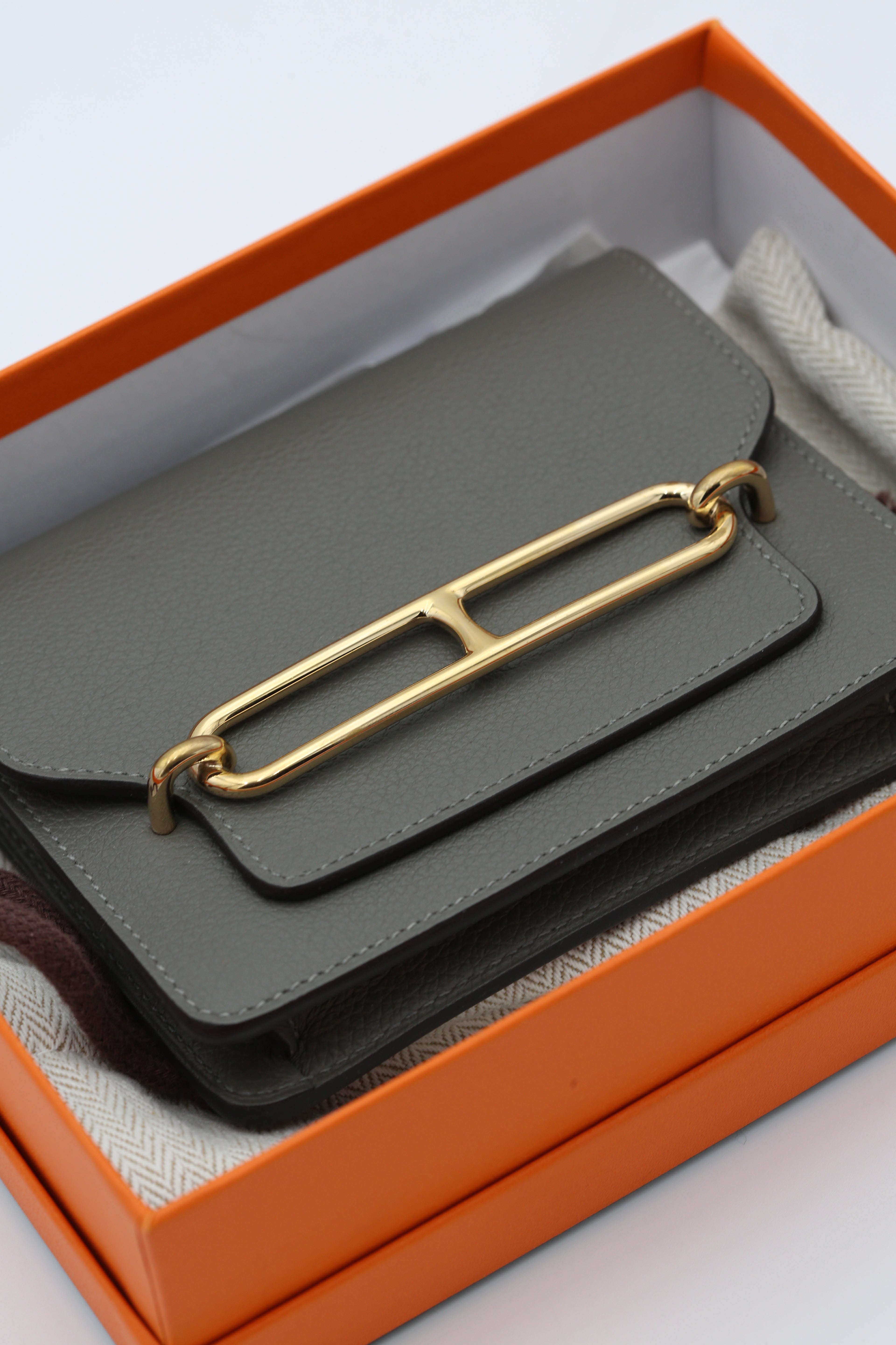 HERMÈS ROULIS SLIM WALLET ETAIN