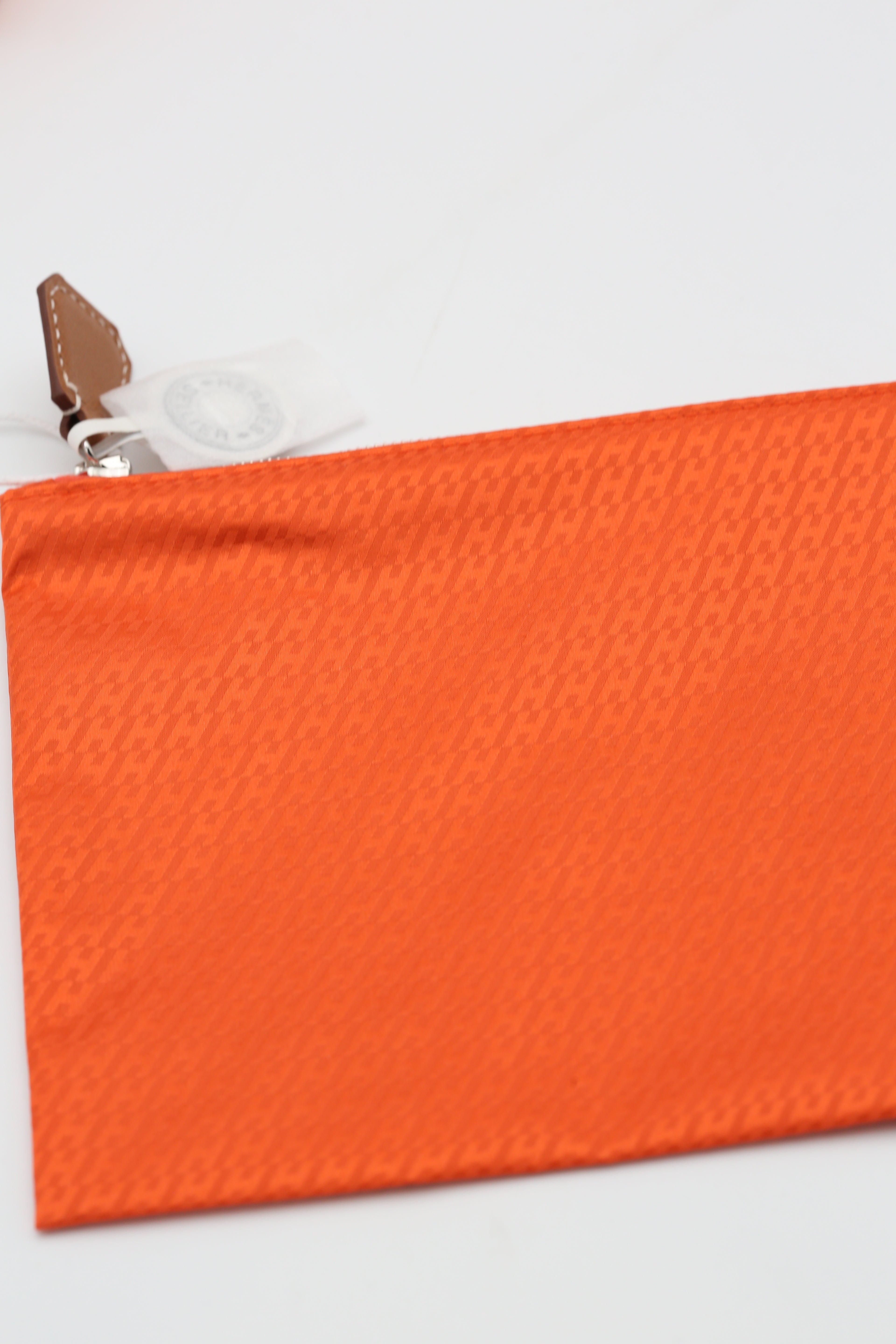HERMÈS MAKEUP POUCH ORANGE