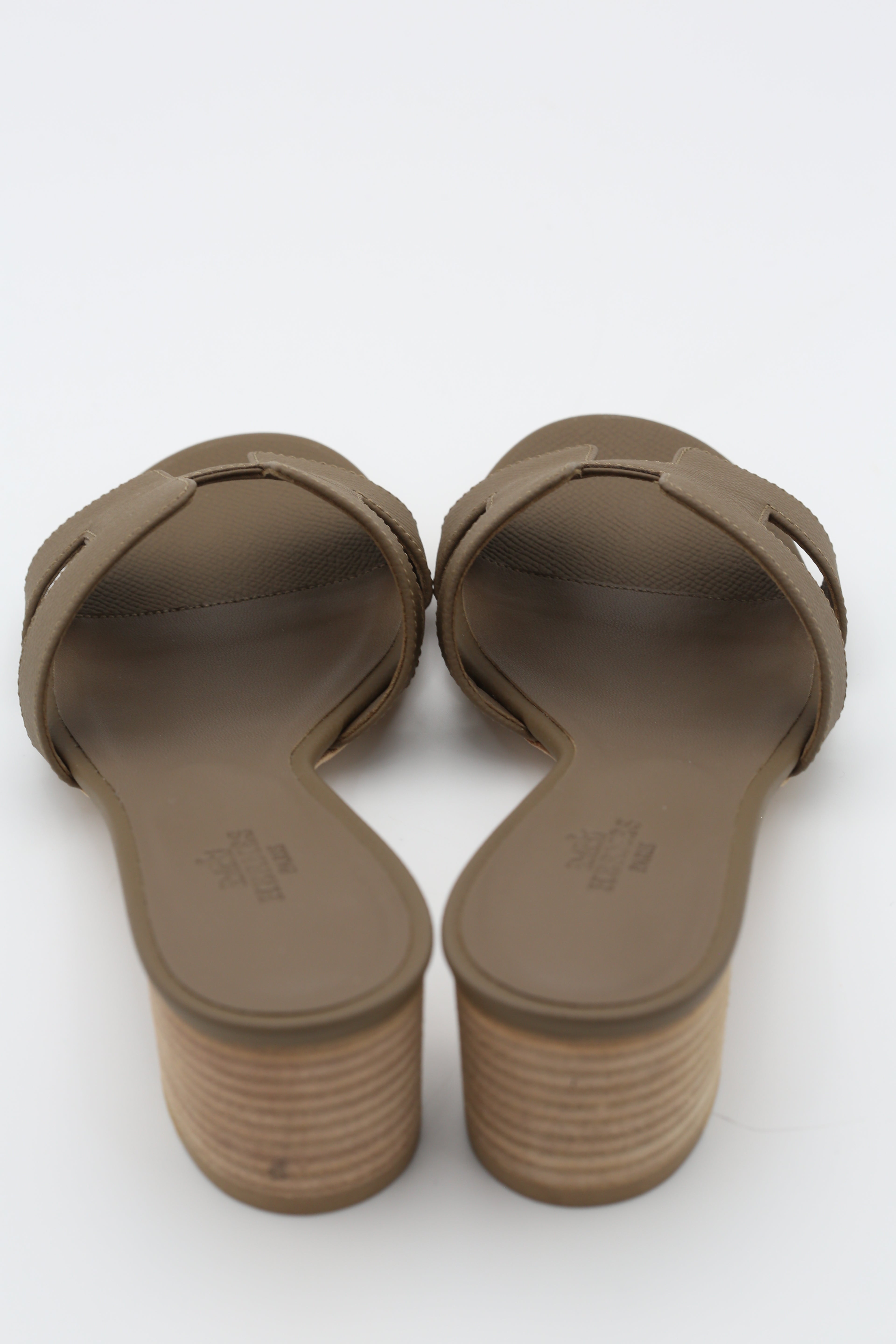 HERMÈS OASIS SANDAL ETOUPE SIZE 37