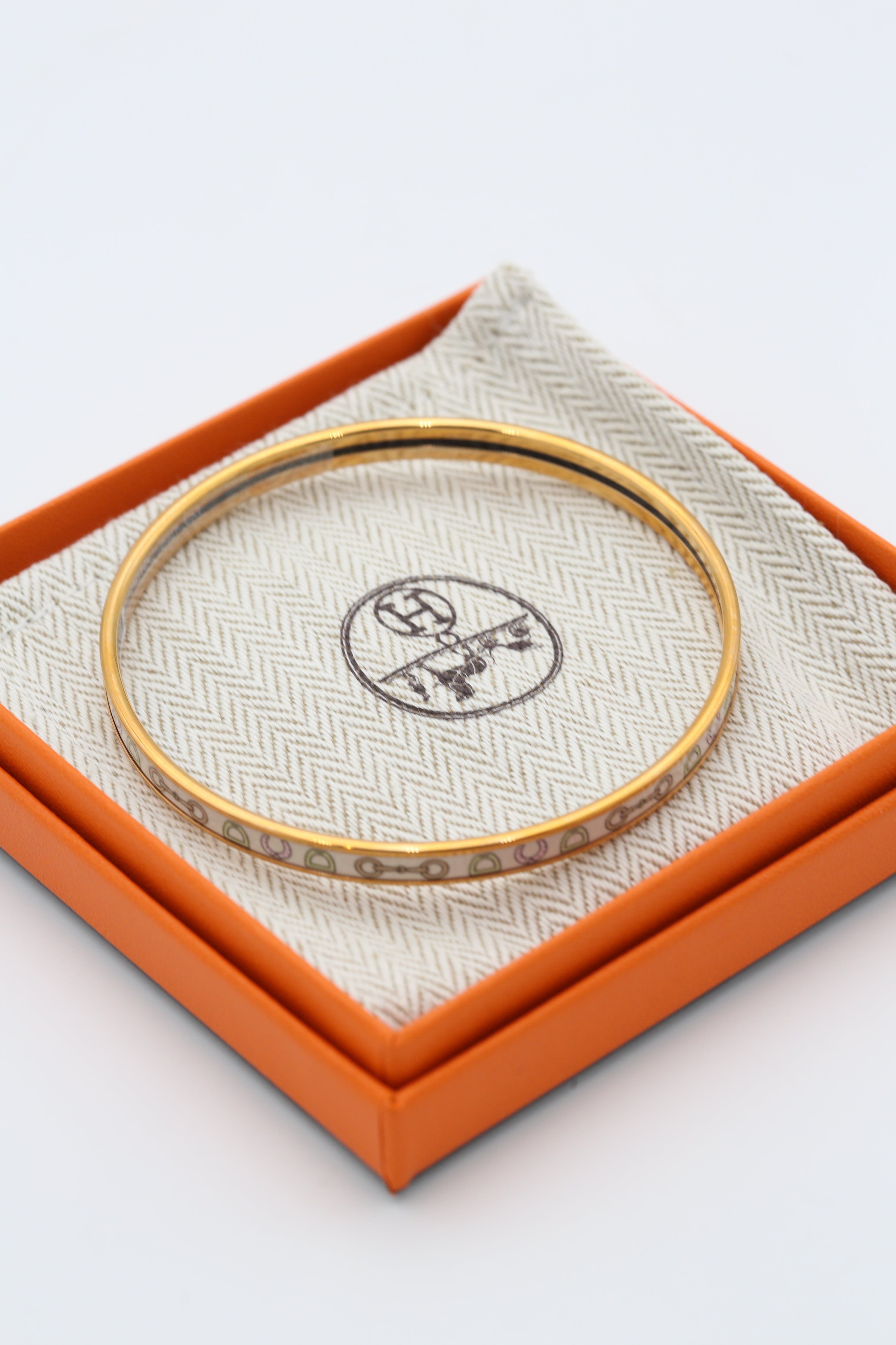 HERMÈS BANGLE BRACELET GOLD