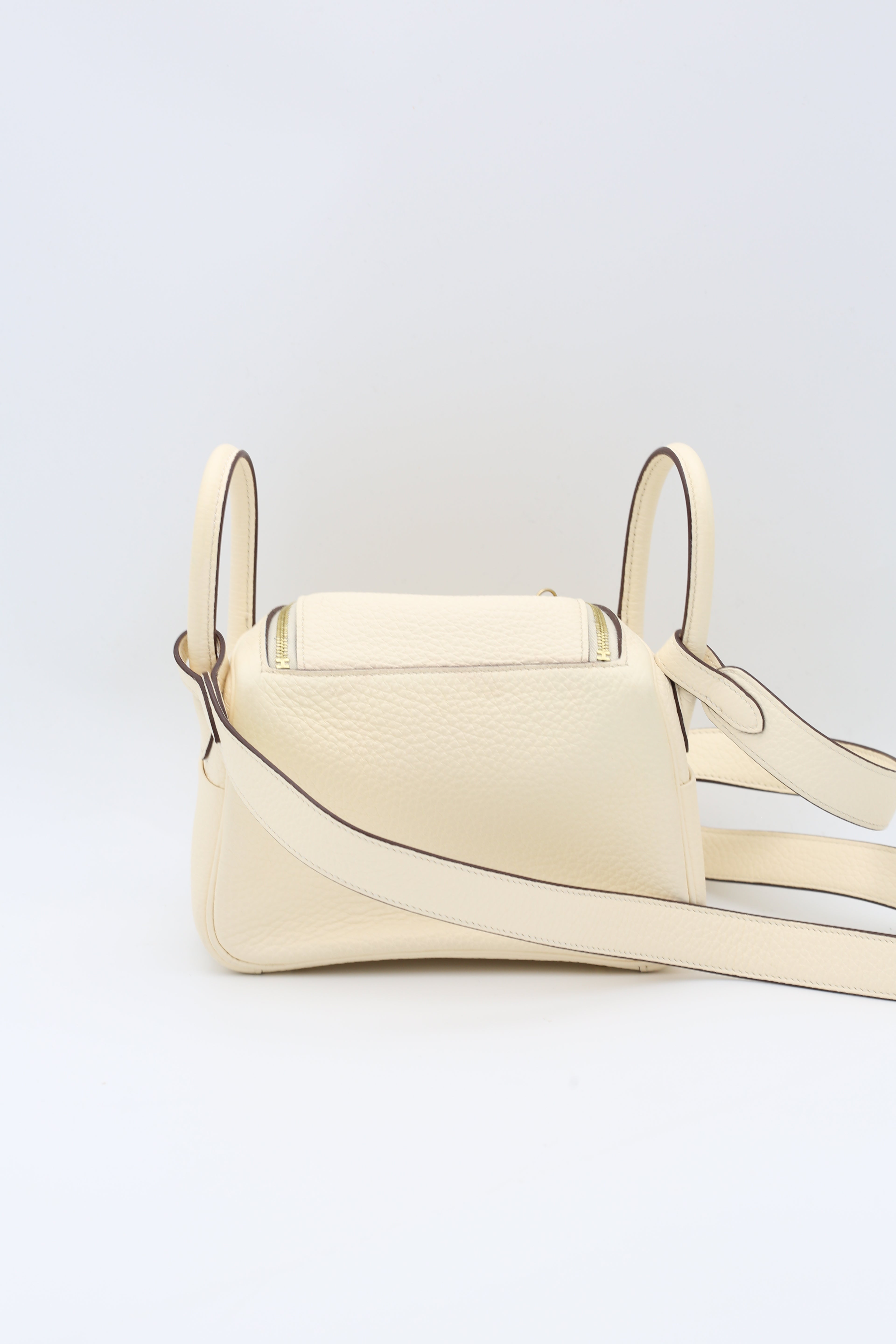 HERMÈS MINI LINDY NATA TC GOLD HARDWARE U STAMP