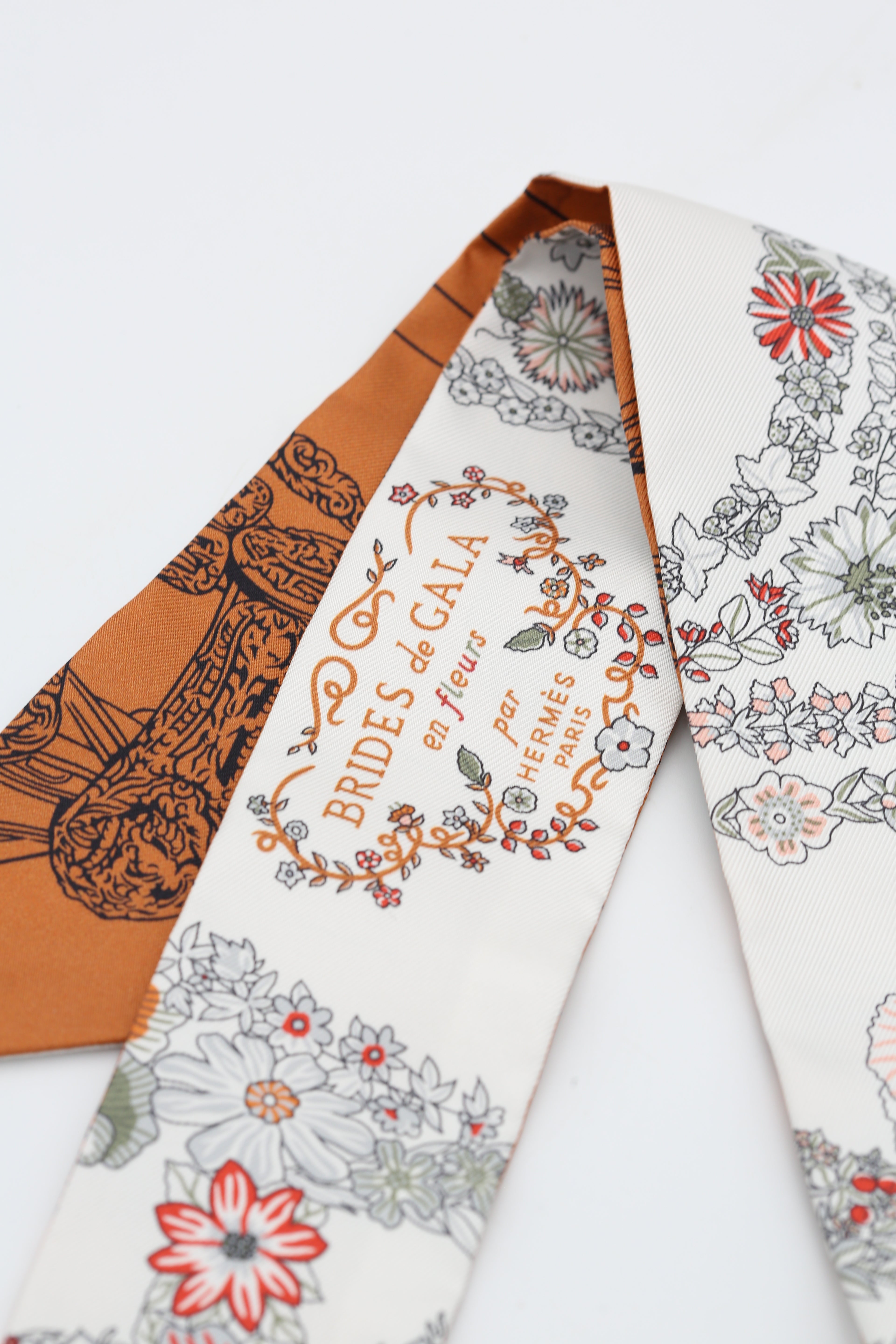 HERMÈS TWILLY BRIDES DE GALA EN FLE HG/BLANC/GRIS/CUIR