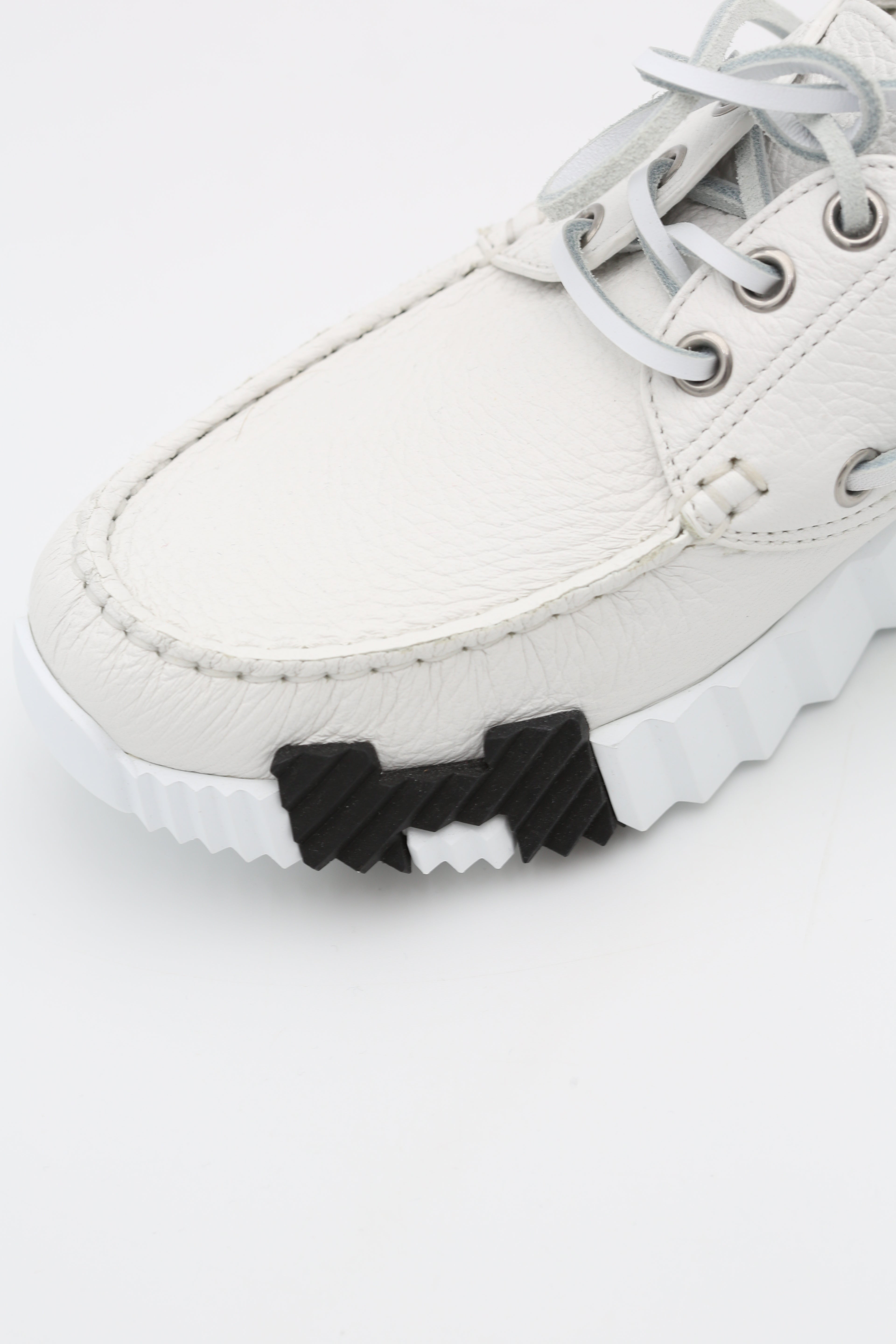 HERMÈS INCREASE SNEAKER WHITE/NOIR/GOLD SIZE 38.5