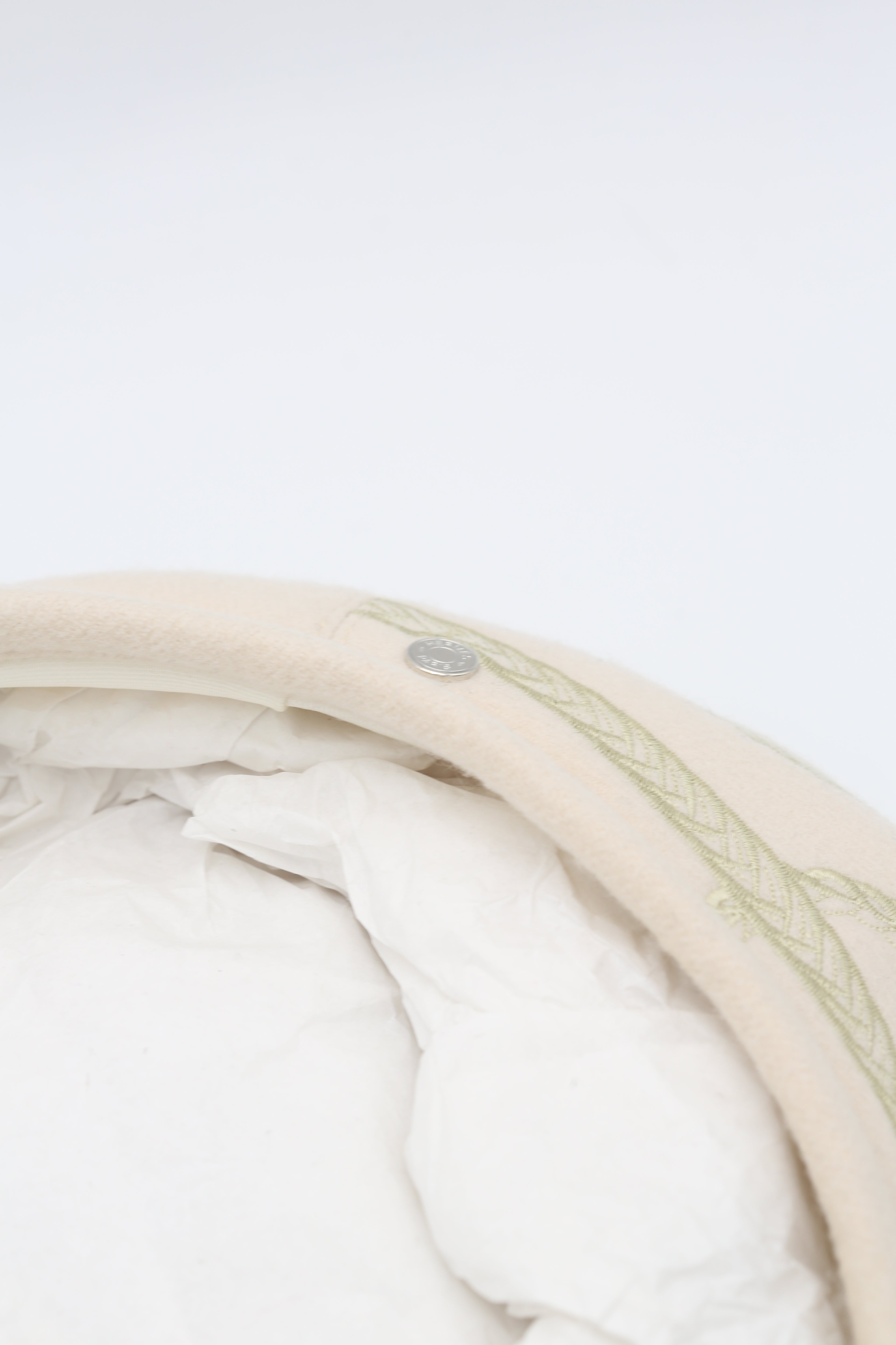 HERMÈS HAT BEIGE SIZE 56