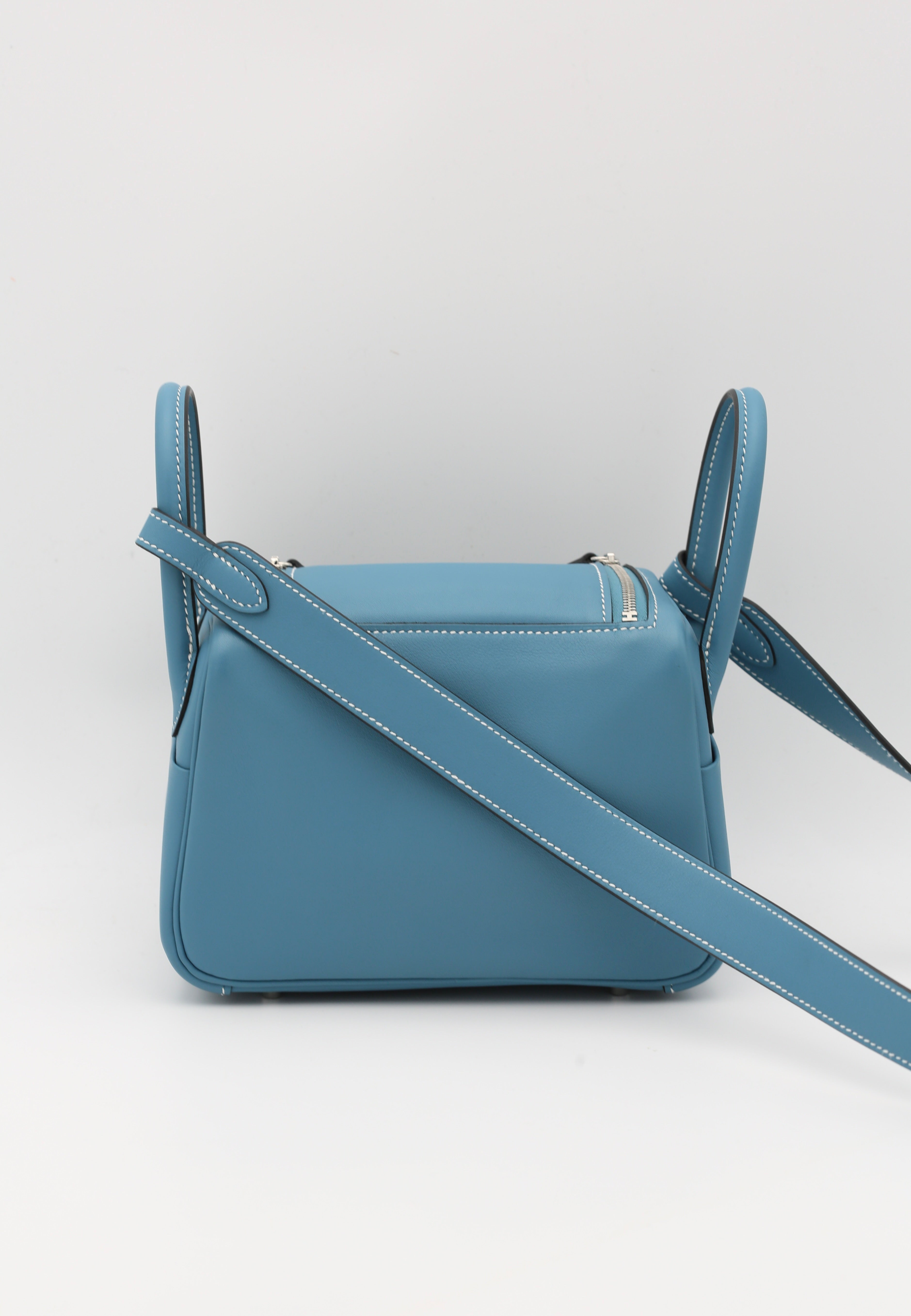 HERMÈS MINI LINDY BLEU JEAN SWIFT SILVER HARDWARE K STAMP