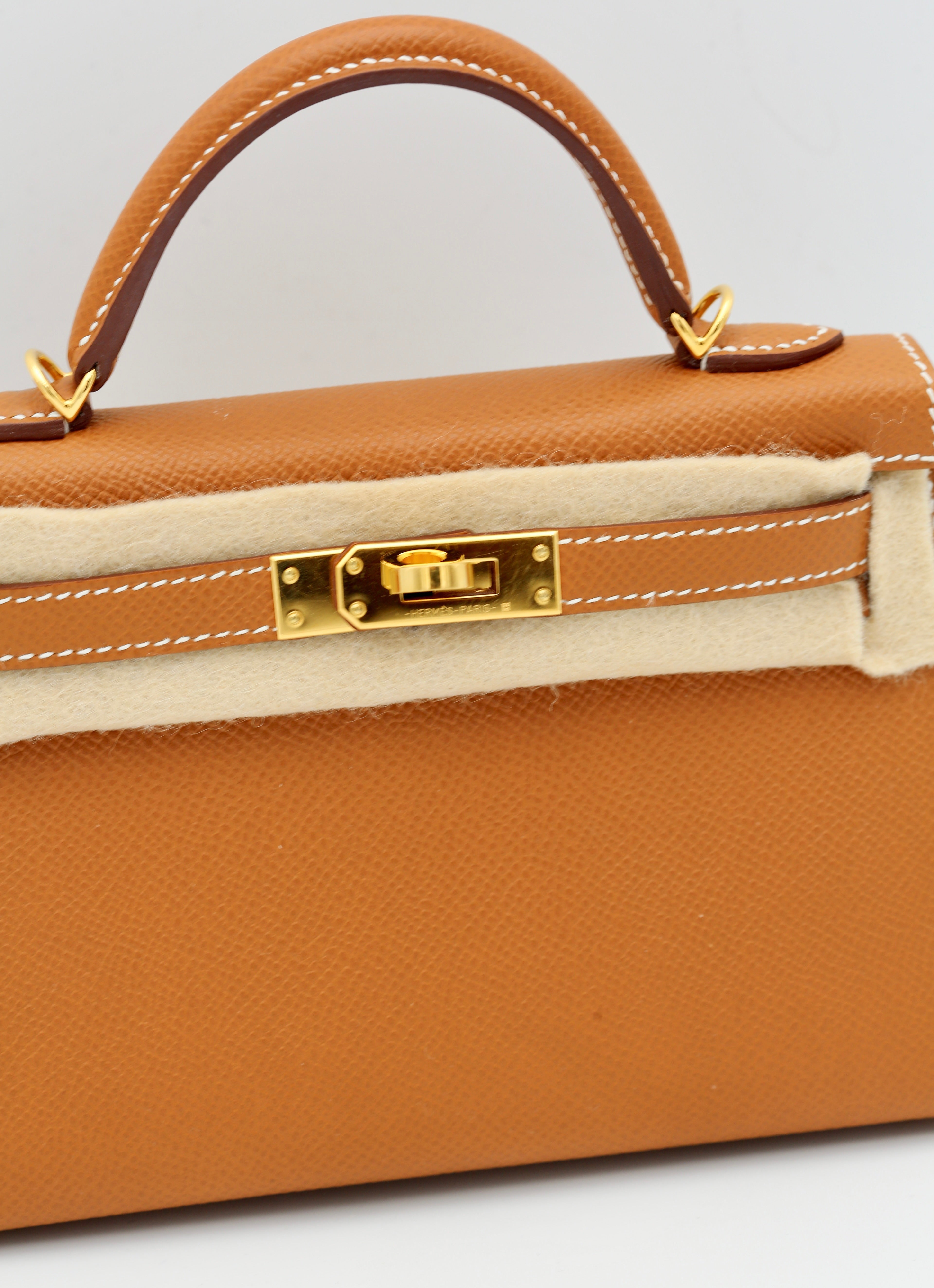 HERMÈS MINI KELLY II GOLD EPSOM SELLIER GOLD HARDWARE W STAMP