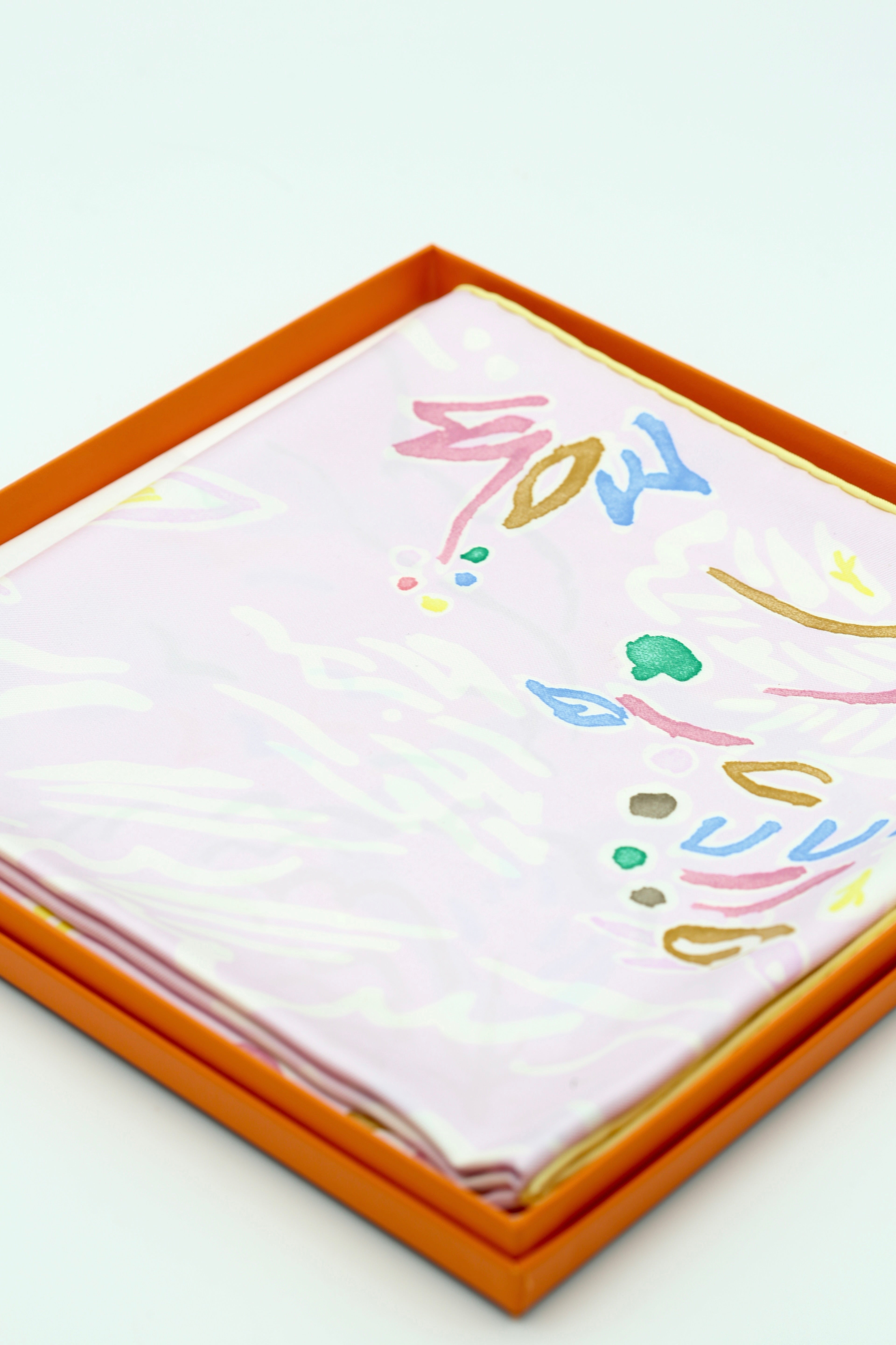 HERMÈS SCARF 90X90 PINK