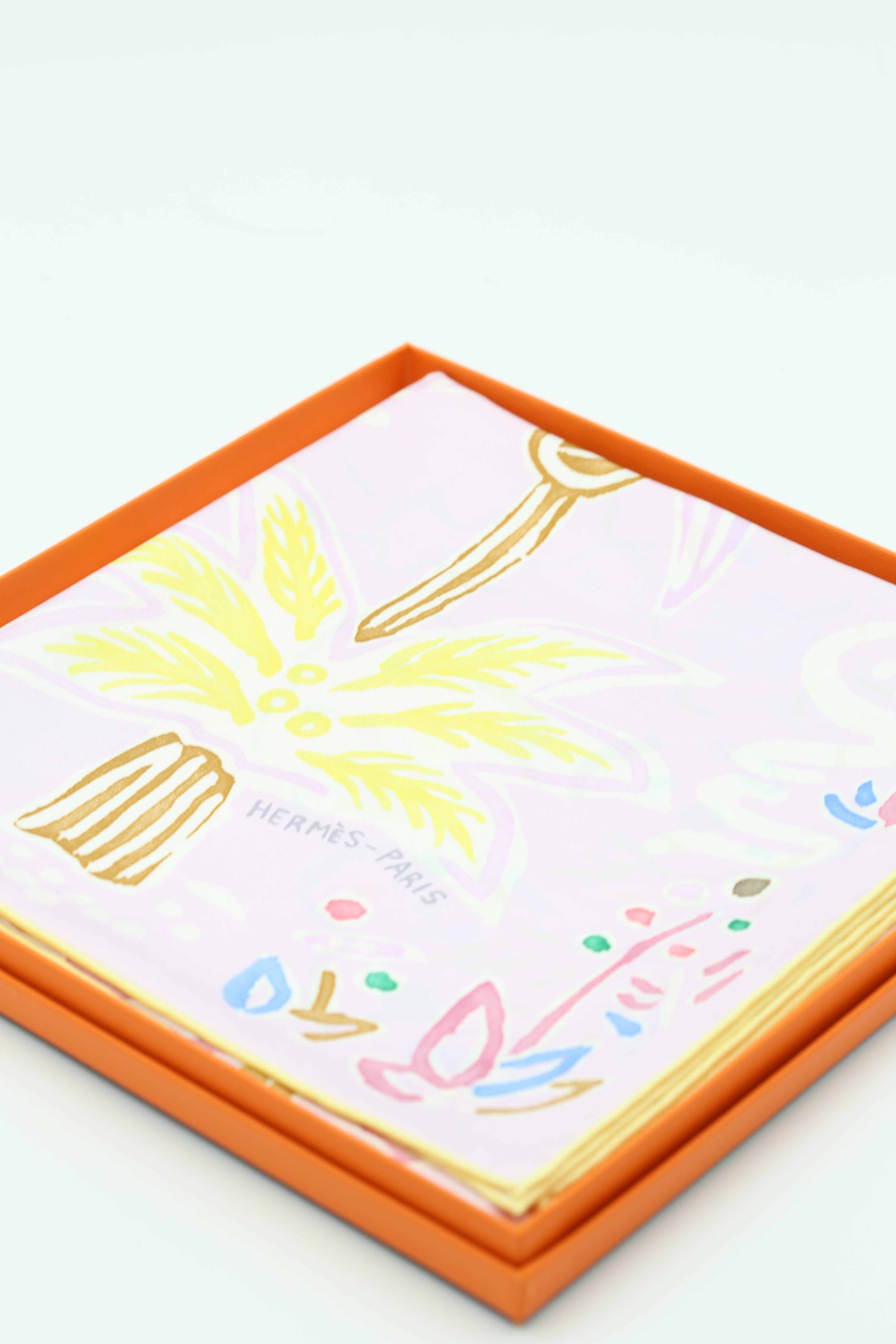 HERMÈS SCARF 90X90 PINK