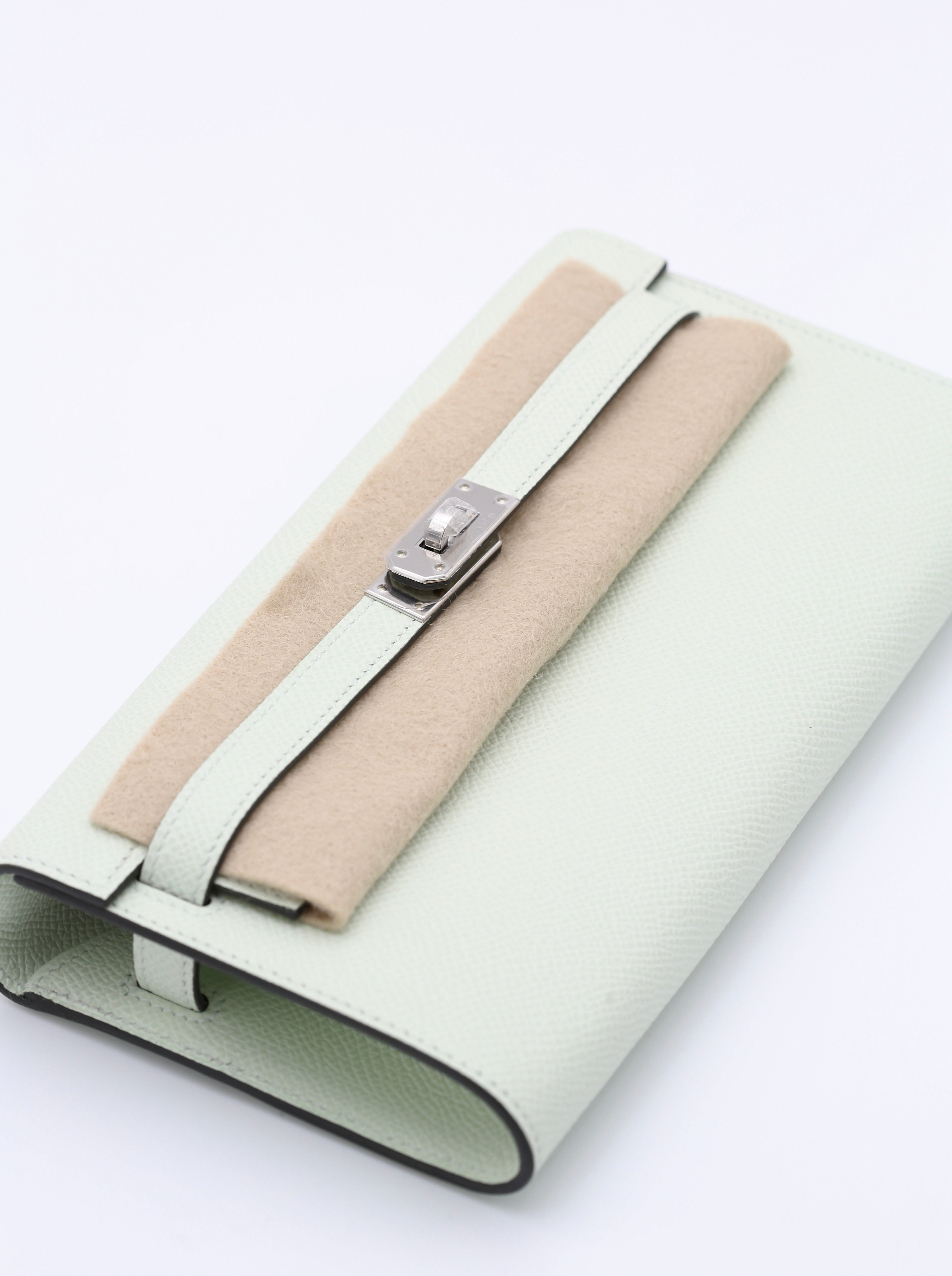 HERMÈS KELLY TO GO WALLET VERT FIZZ EPSOM SILVER HARDWARE B STAMP