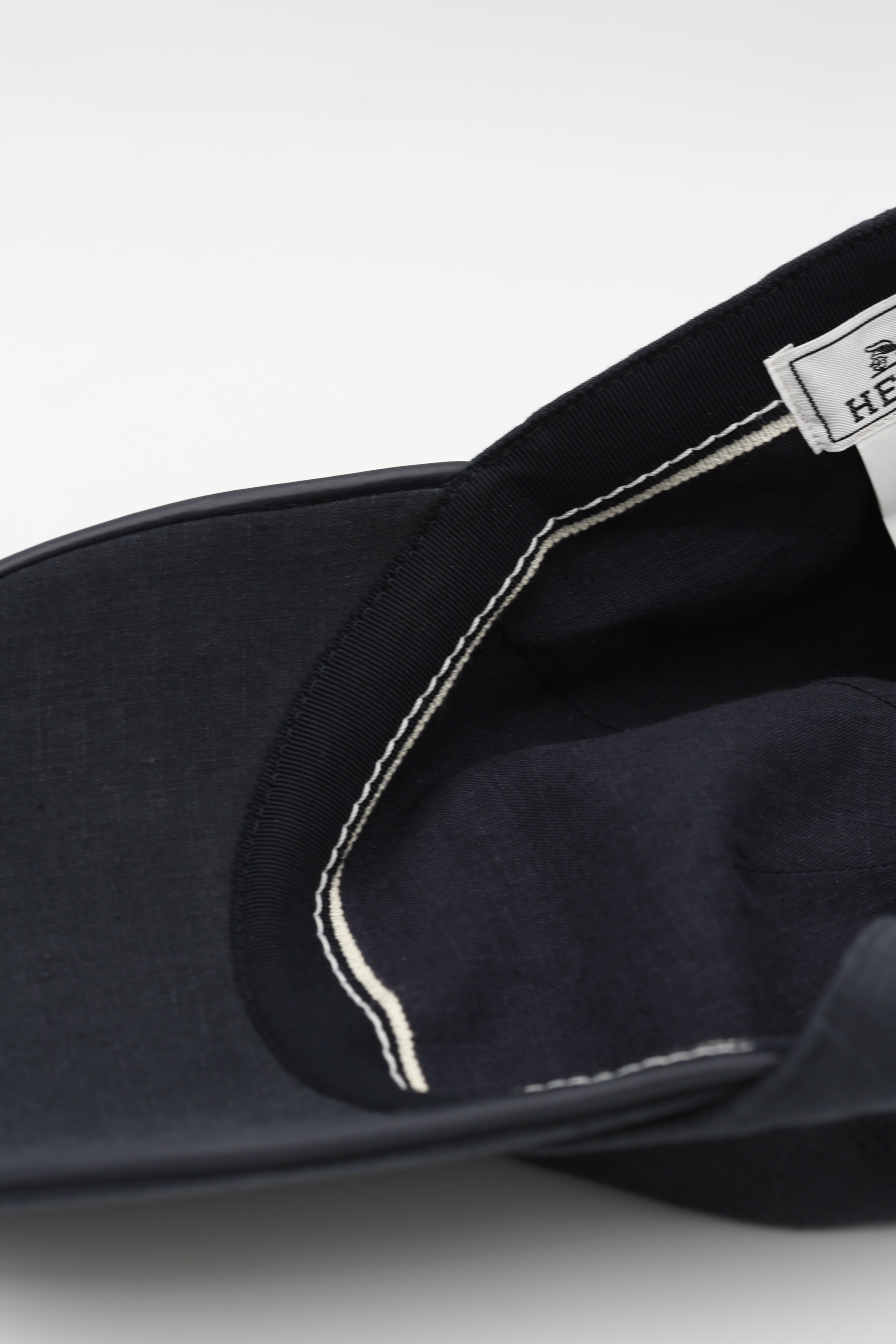 HERMÈS BASEBALL CAP DARK BLUE SIZE 58
