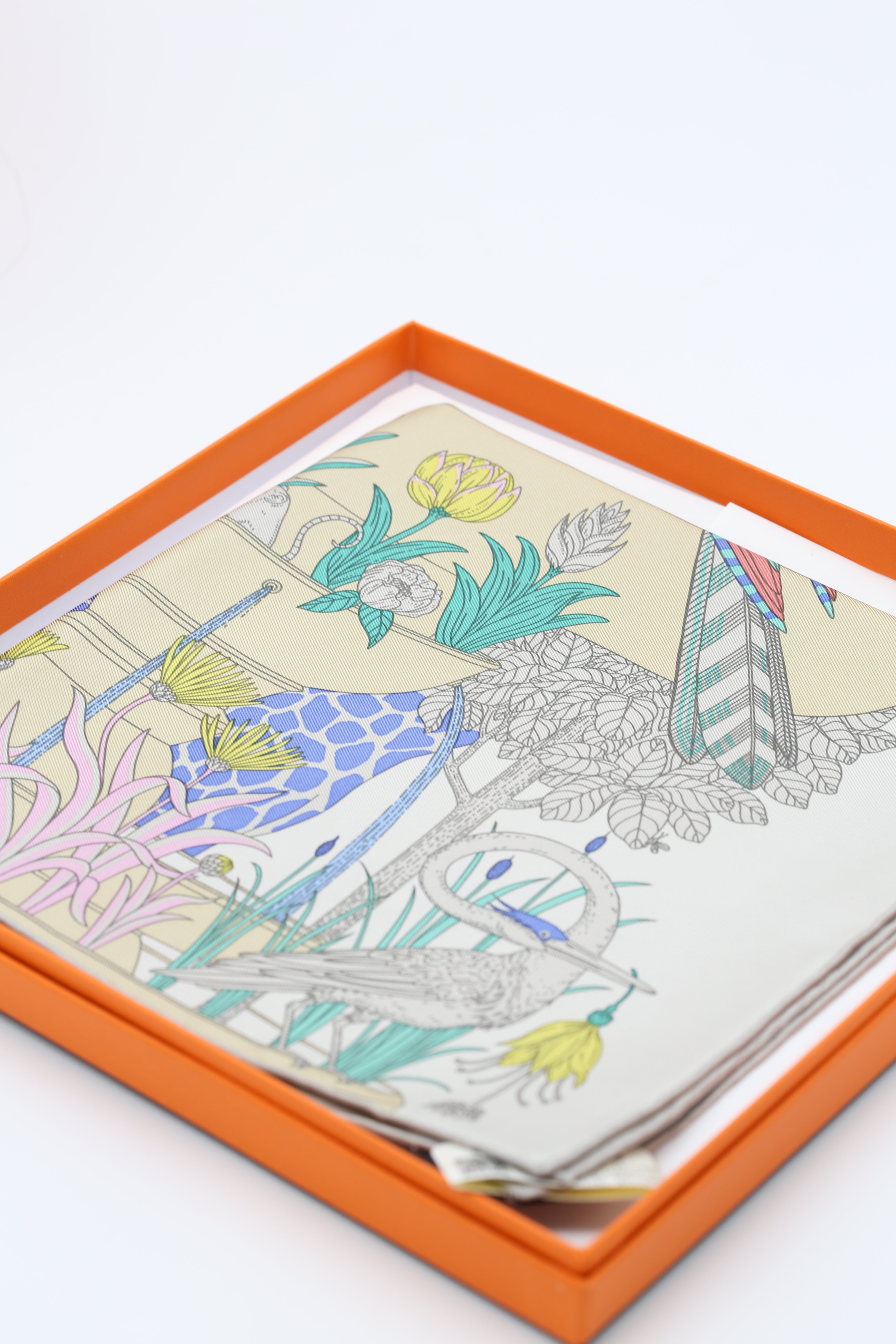HERMÈS SCARF 45X45 GAVROCHE TWILL PRECIOUS PARADISE DET CG/ARGENT/BLEU/ROSE