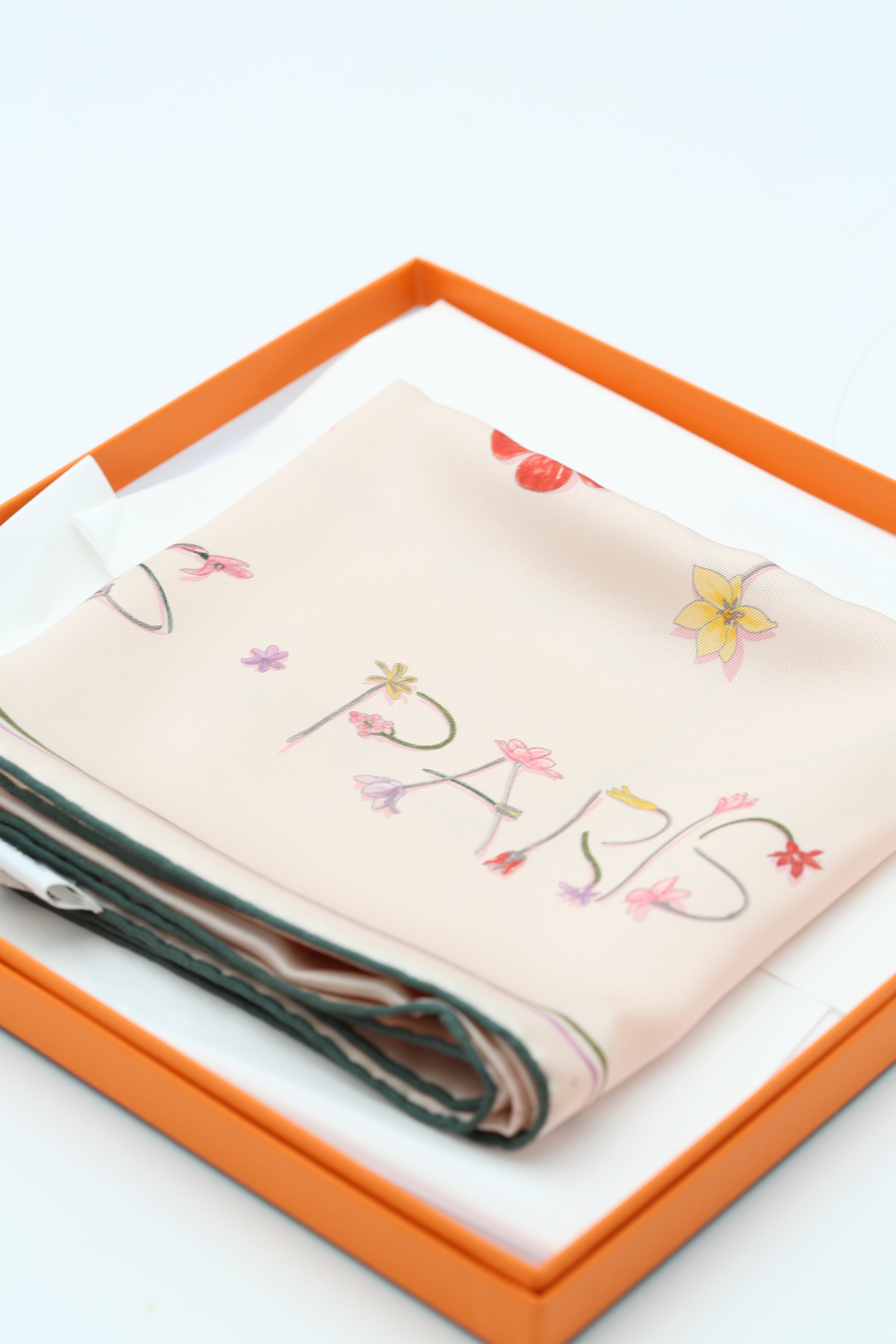 HERMÈS SCARF 70X70 CARRE 70 SOIE VINTAGE I LIKE FLOWERS AL/ROSE THE/KAKI/PRUN