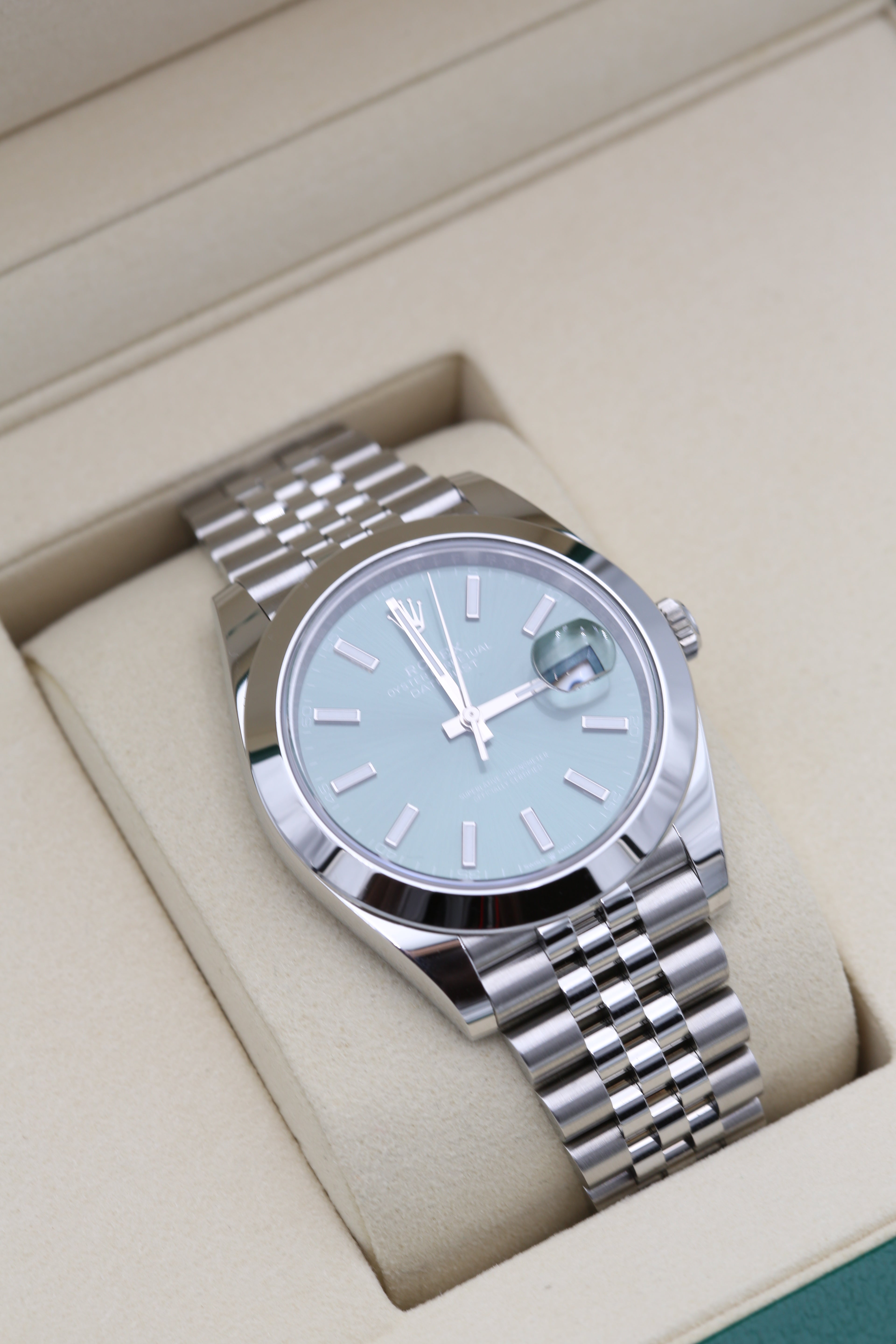 ROLEX OYSTER PERPETUAL DATE JUST 41 126300 18K WHITE GOLD GREEN DIAL 2025