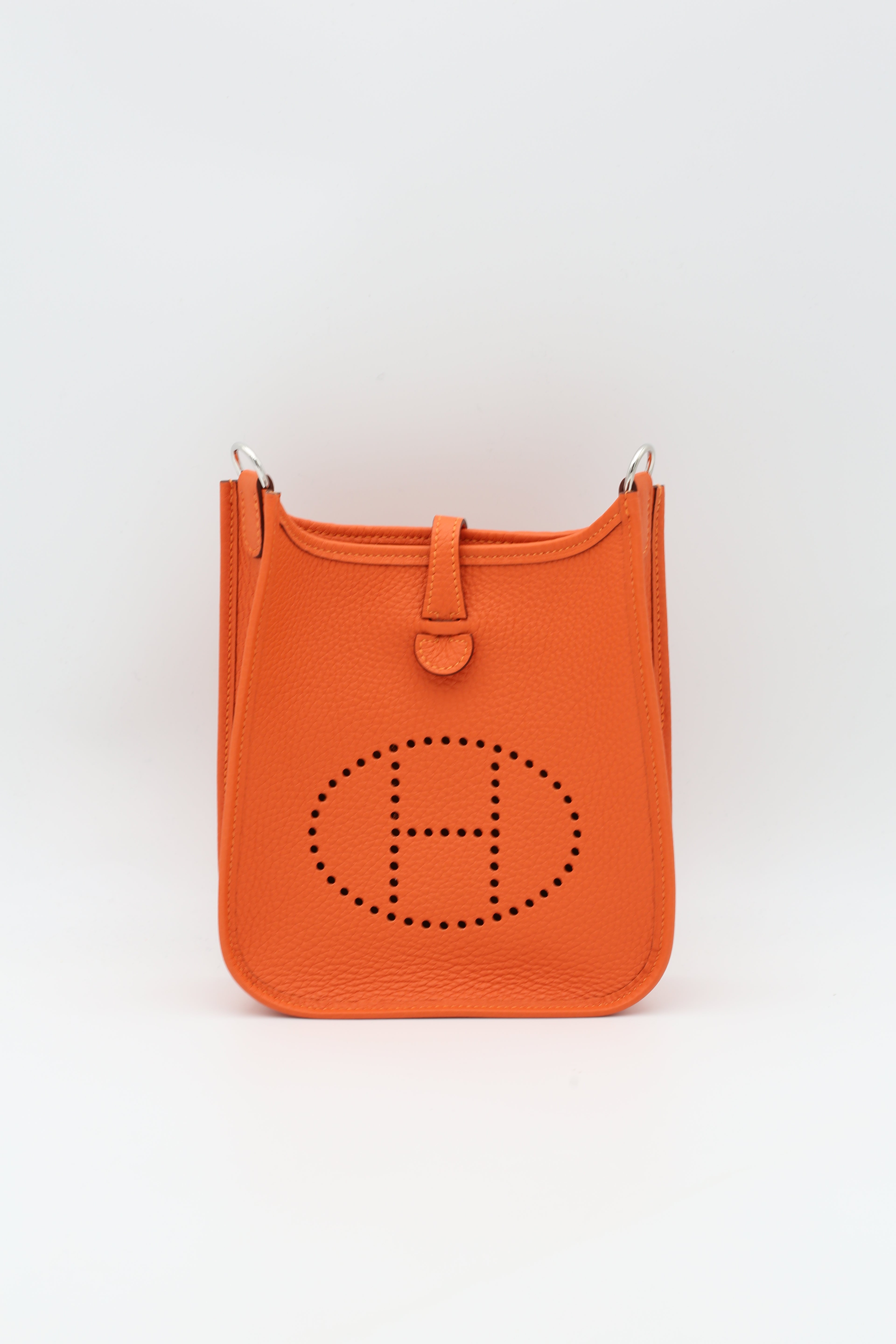 HERMÈS EVELYN16 ORANGE TAURILLON CLEMENCE G STAMP