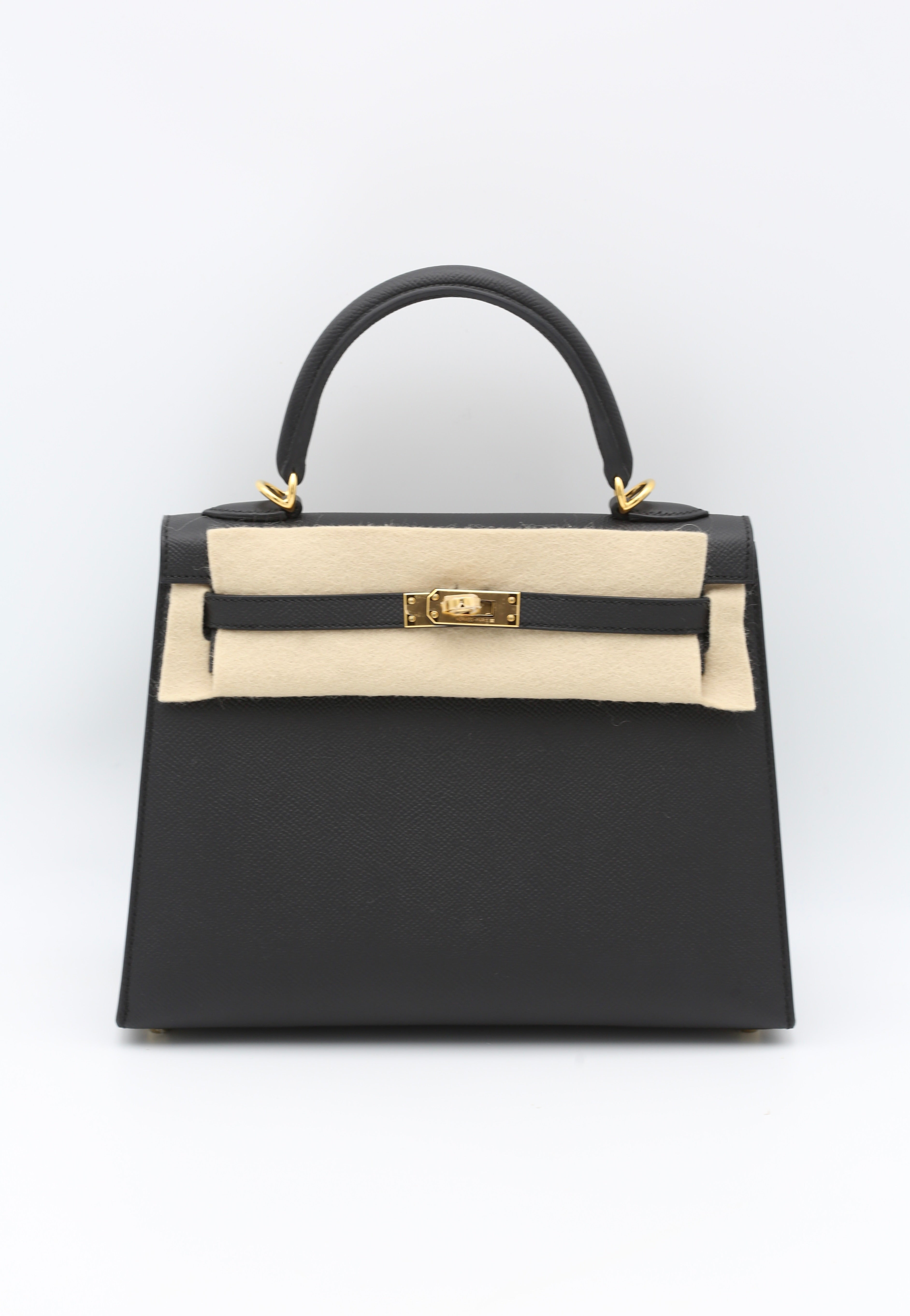 HERMÈS KELLY25 BLACK EPSOM SELLIER GOLD HARDWARE G STAMP
