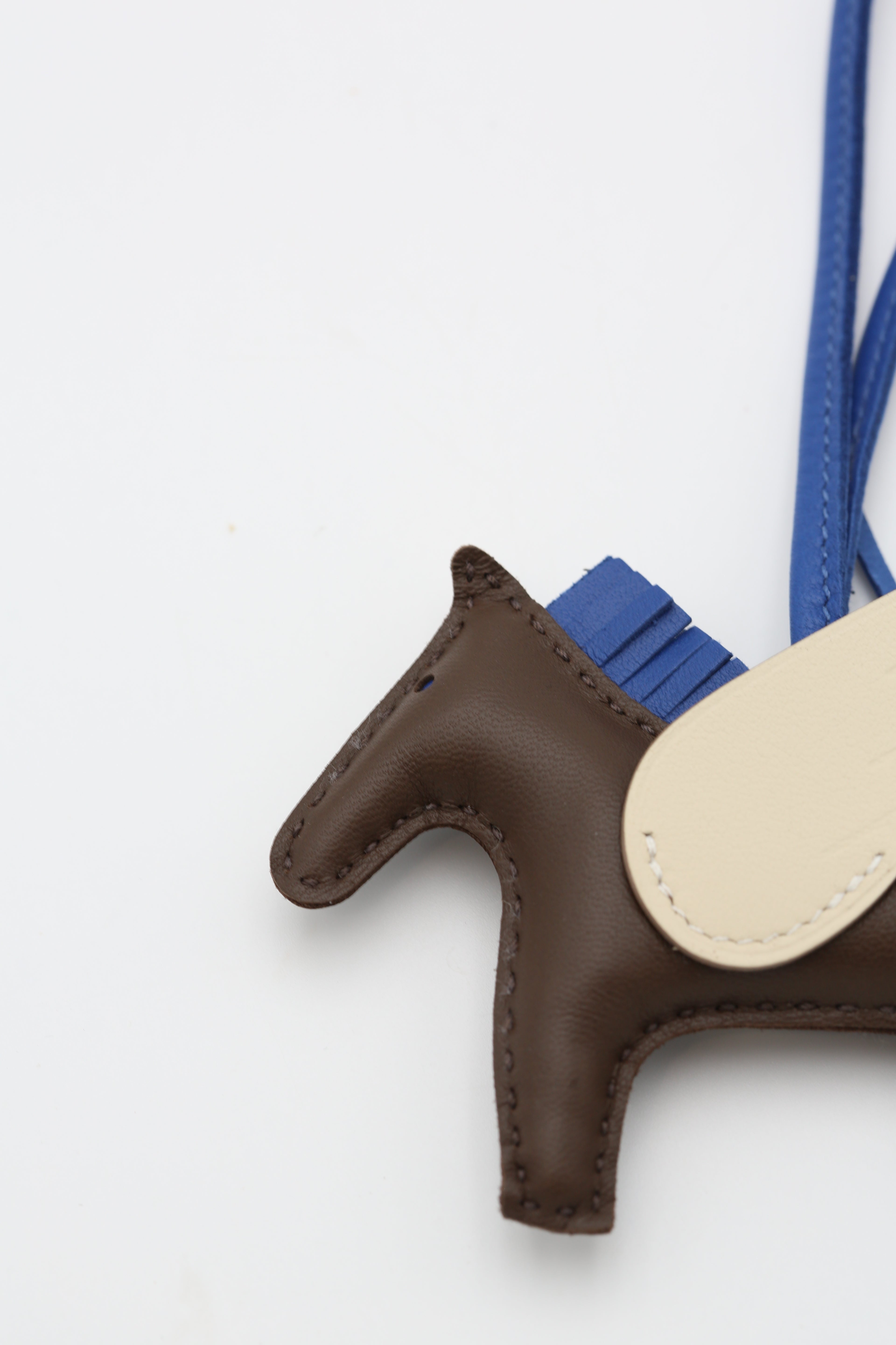 HERMÈS RODEO PEGASE PM CHARM BROWN/NATA/BLEU