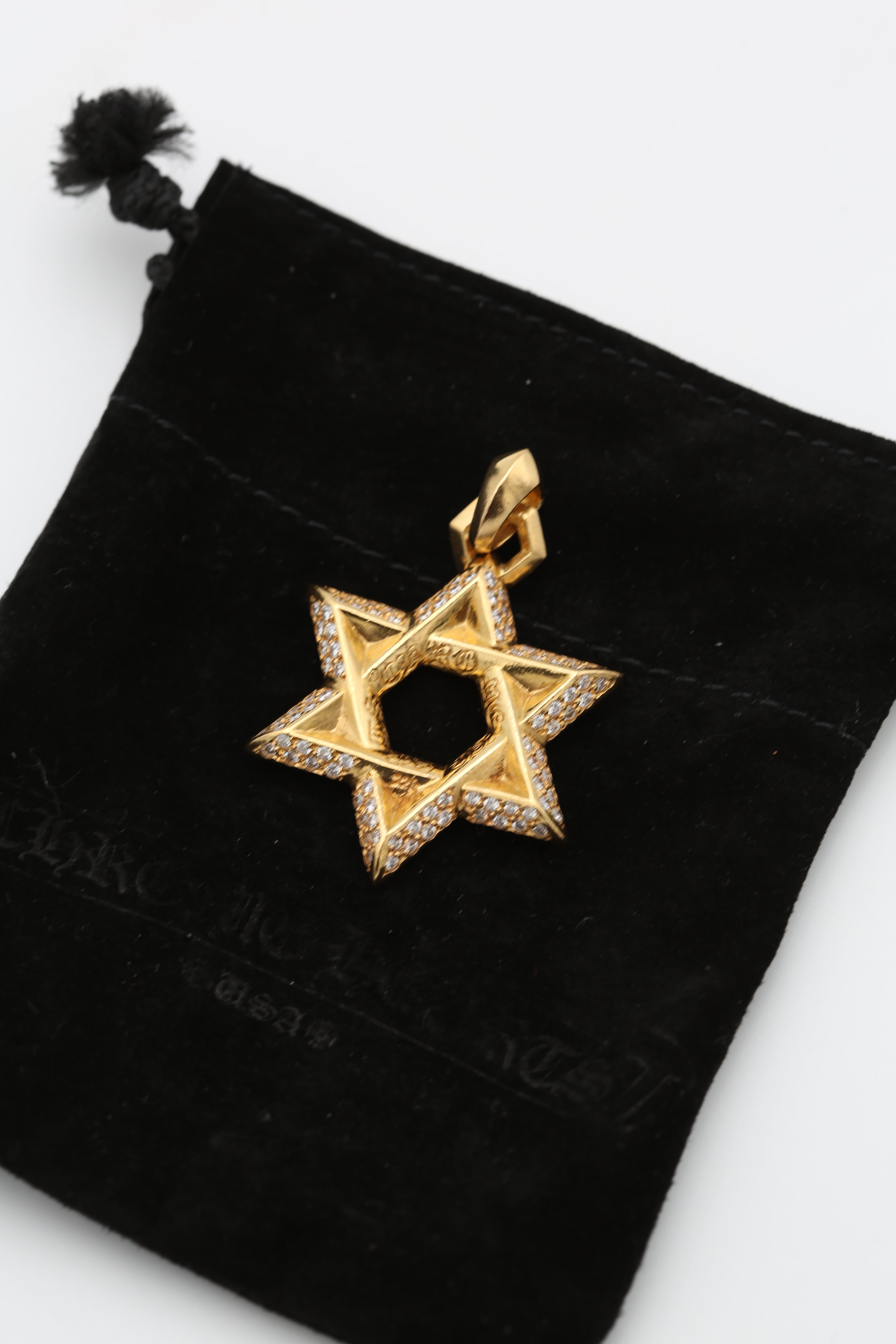 CHROME HEARTS STAR OF DAVID PENDANT GOLD DIAMONDS