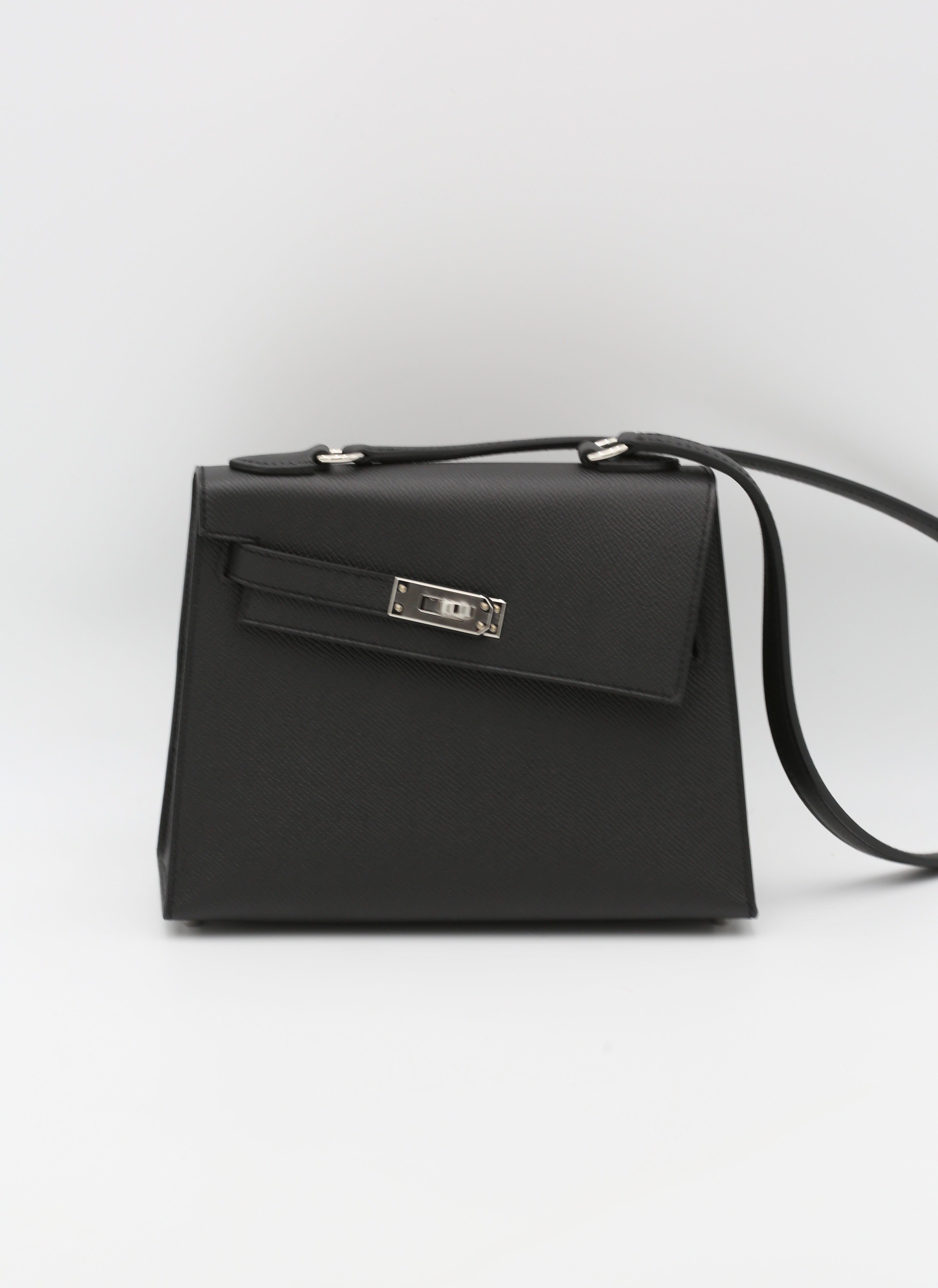HERMÈS KELLY DESORDRE BLACK EPSOM SILVER HARDWARE W STAMP