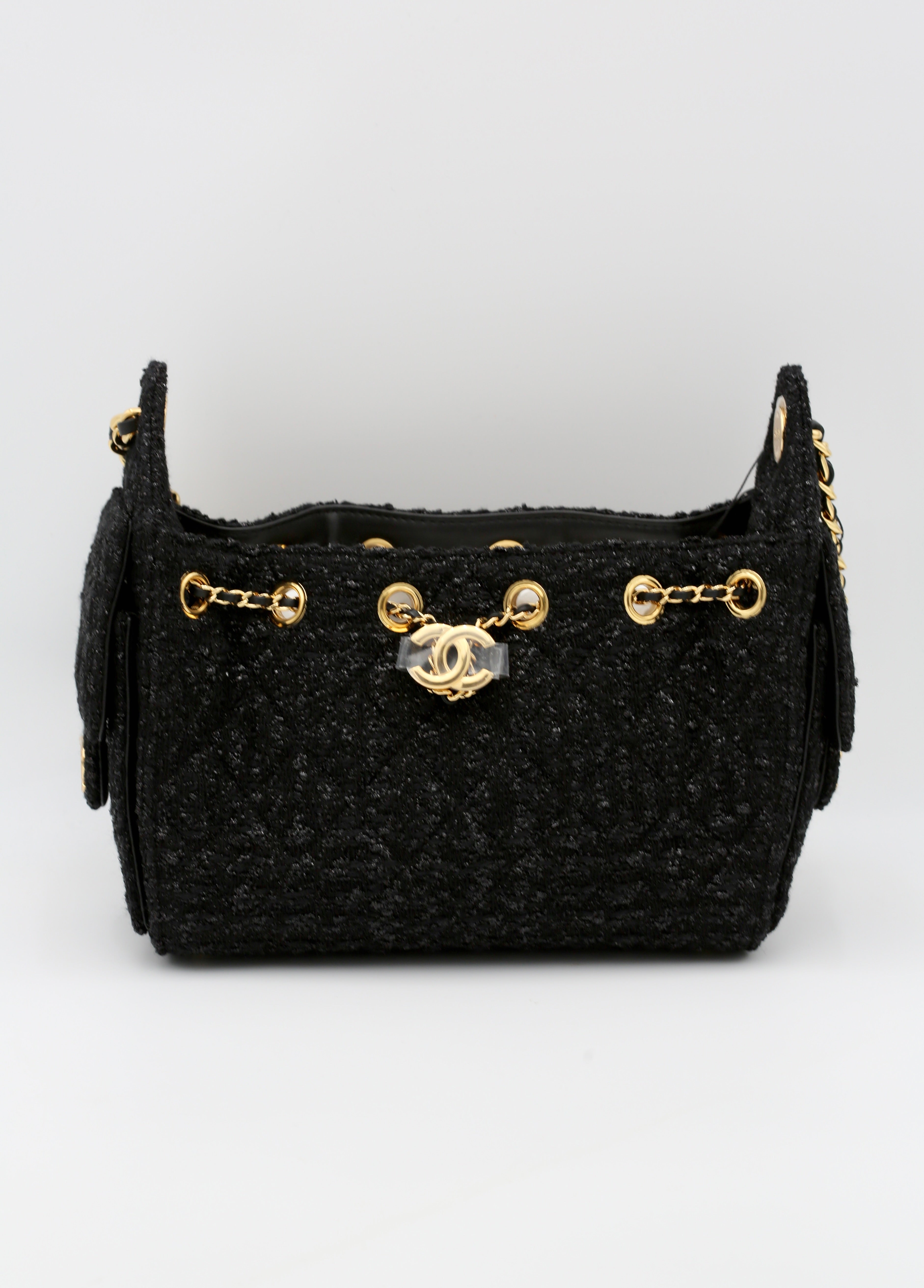 CHANEL 25 MINI HOBO HANDBAG 26A BLACK GOLD