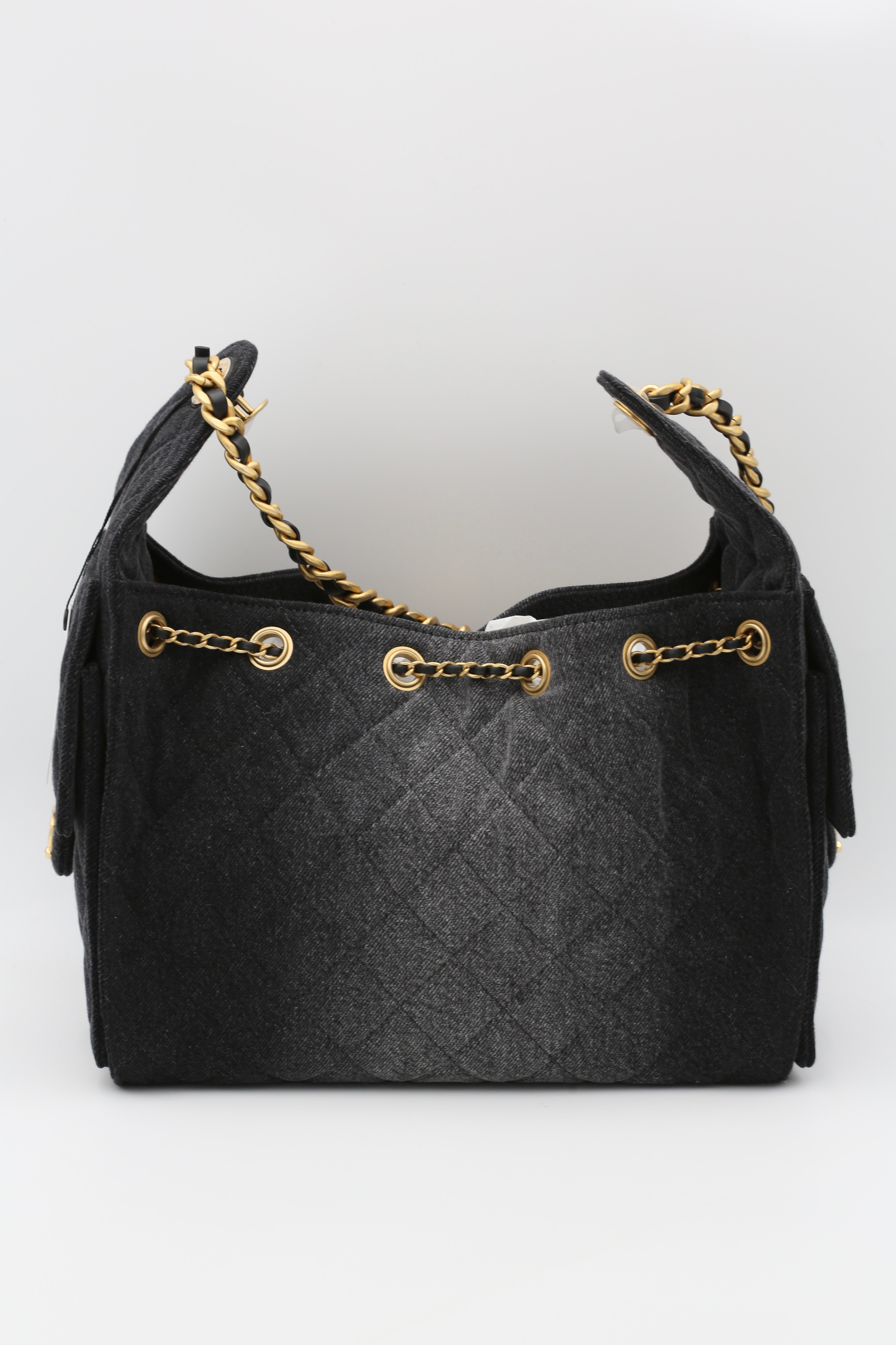 CHANEL 25 SMALL HOBO HANDBAG 26P BLACK JEAN GOLD