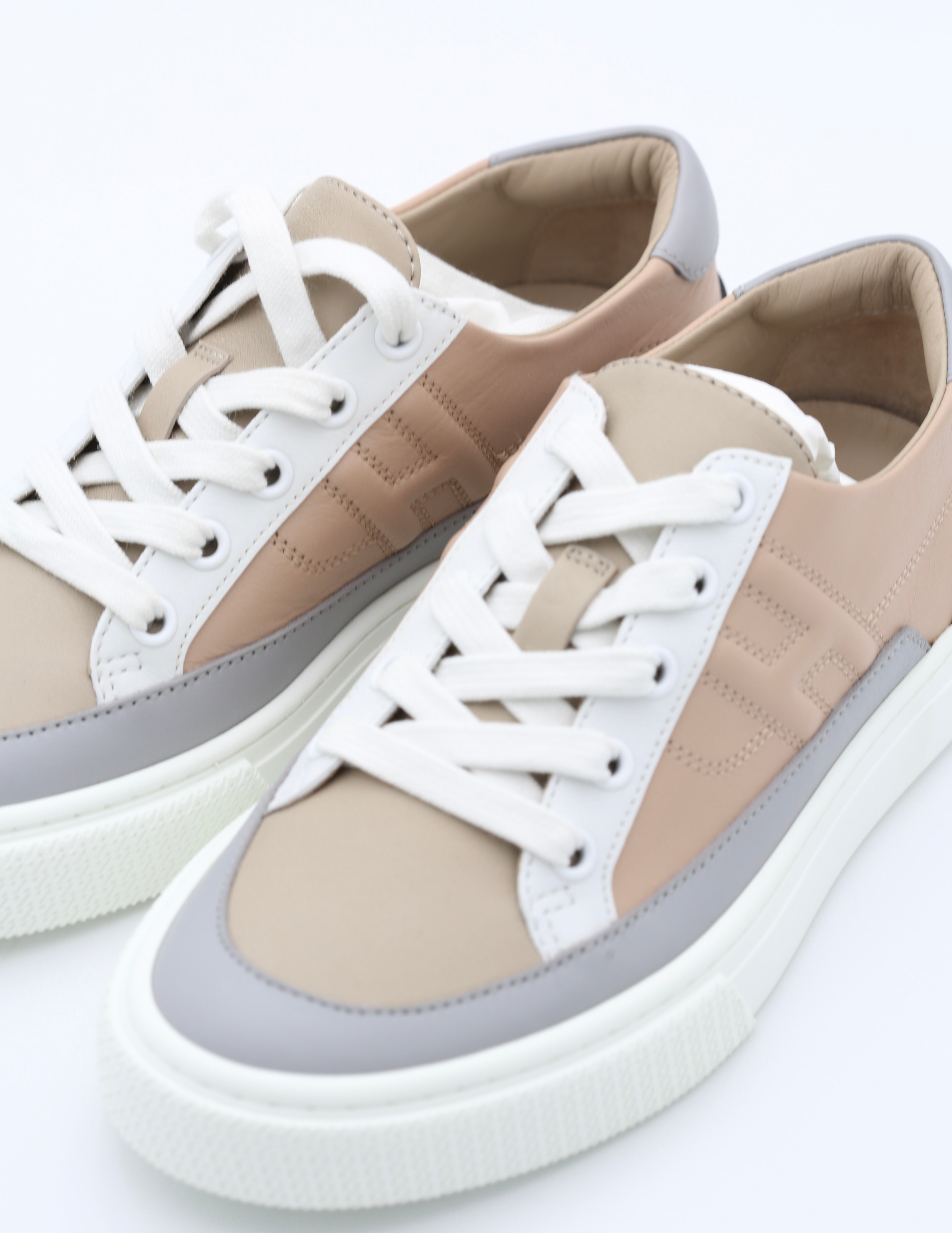HERMÈS SNEAKER BEIGE/GRIS/WHITE SIZE 36