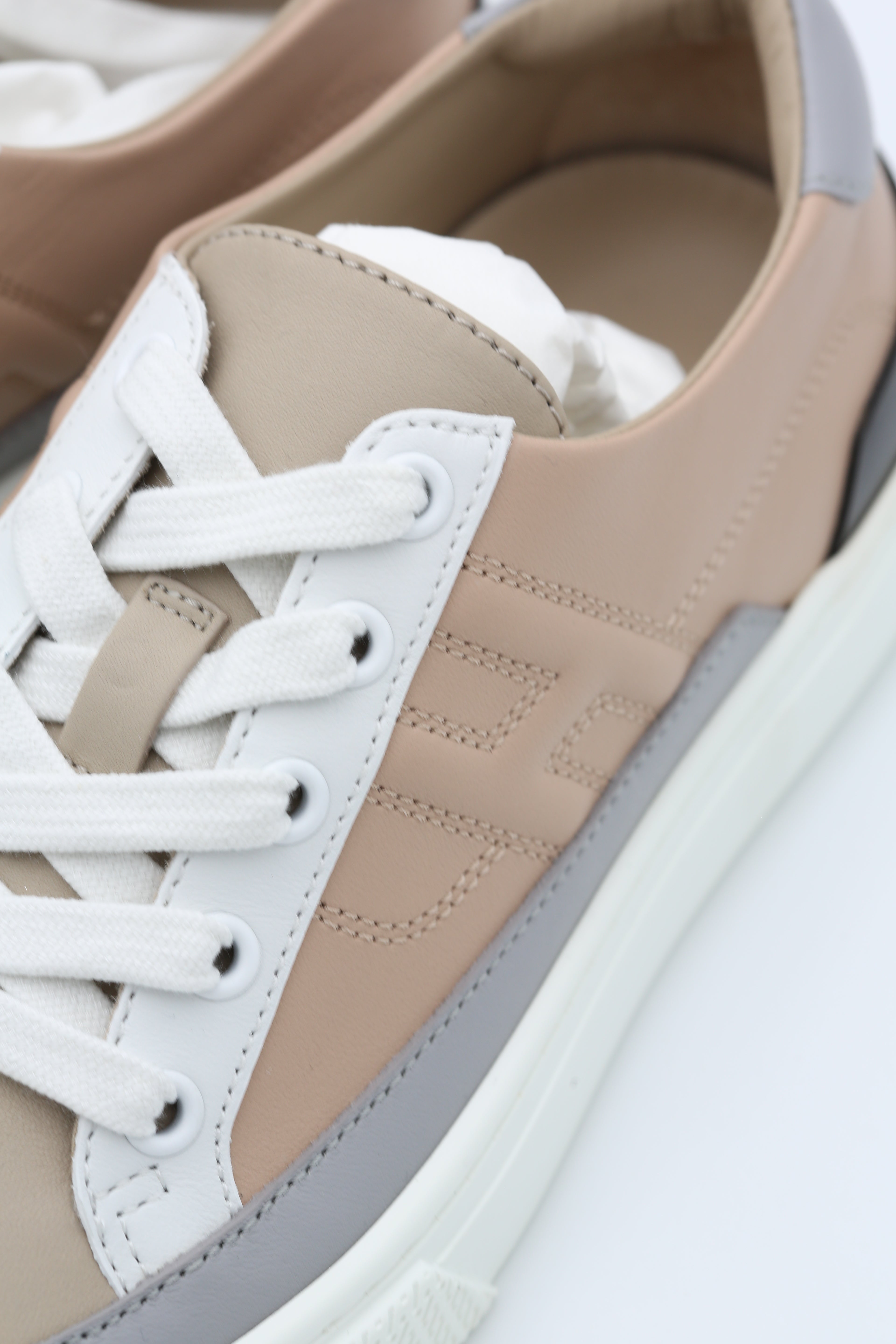 HERMÈS SNEAKER BEIGE/GRIS/WHITE SIZE 36