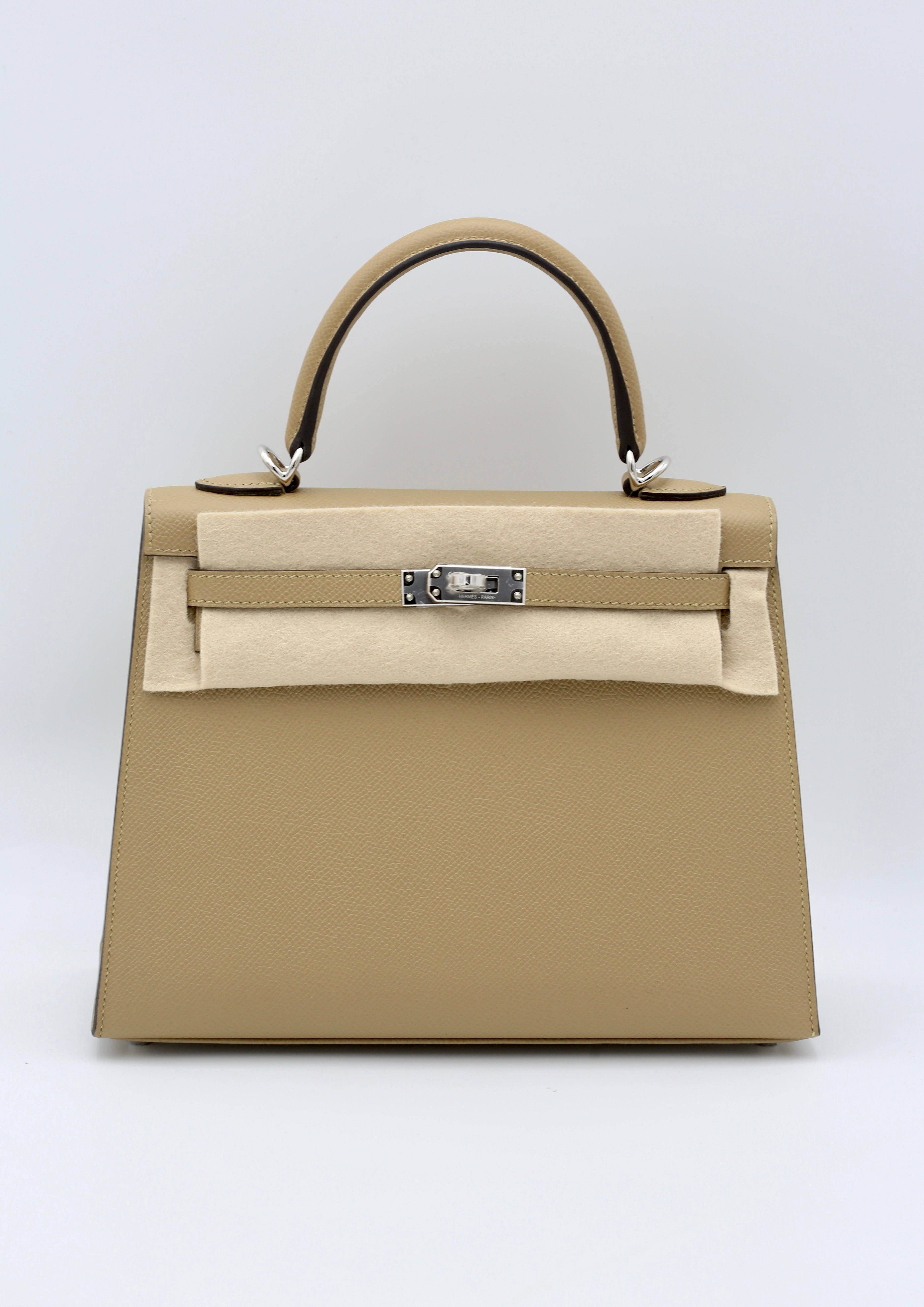 HERMÈS KELLY 25 SELLIER EPSOM CALFSKIN 1C POUSSIERE SILVER HARDWARE K STAMP
