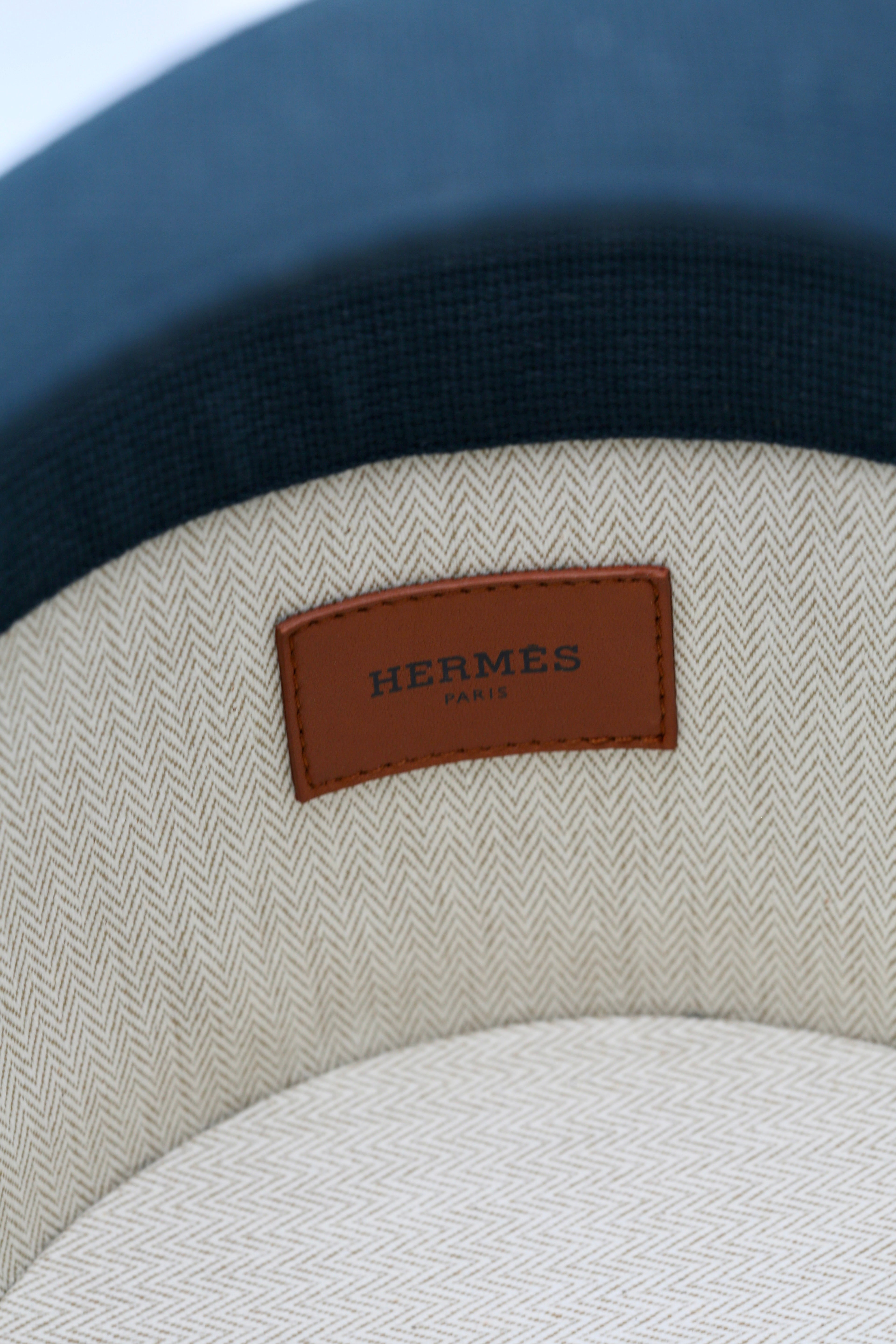 HERMÈS BUCKET BAG VERT/CRAIE CANVAS