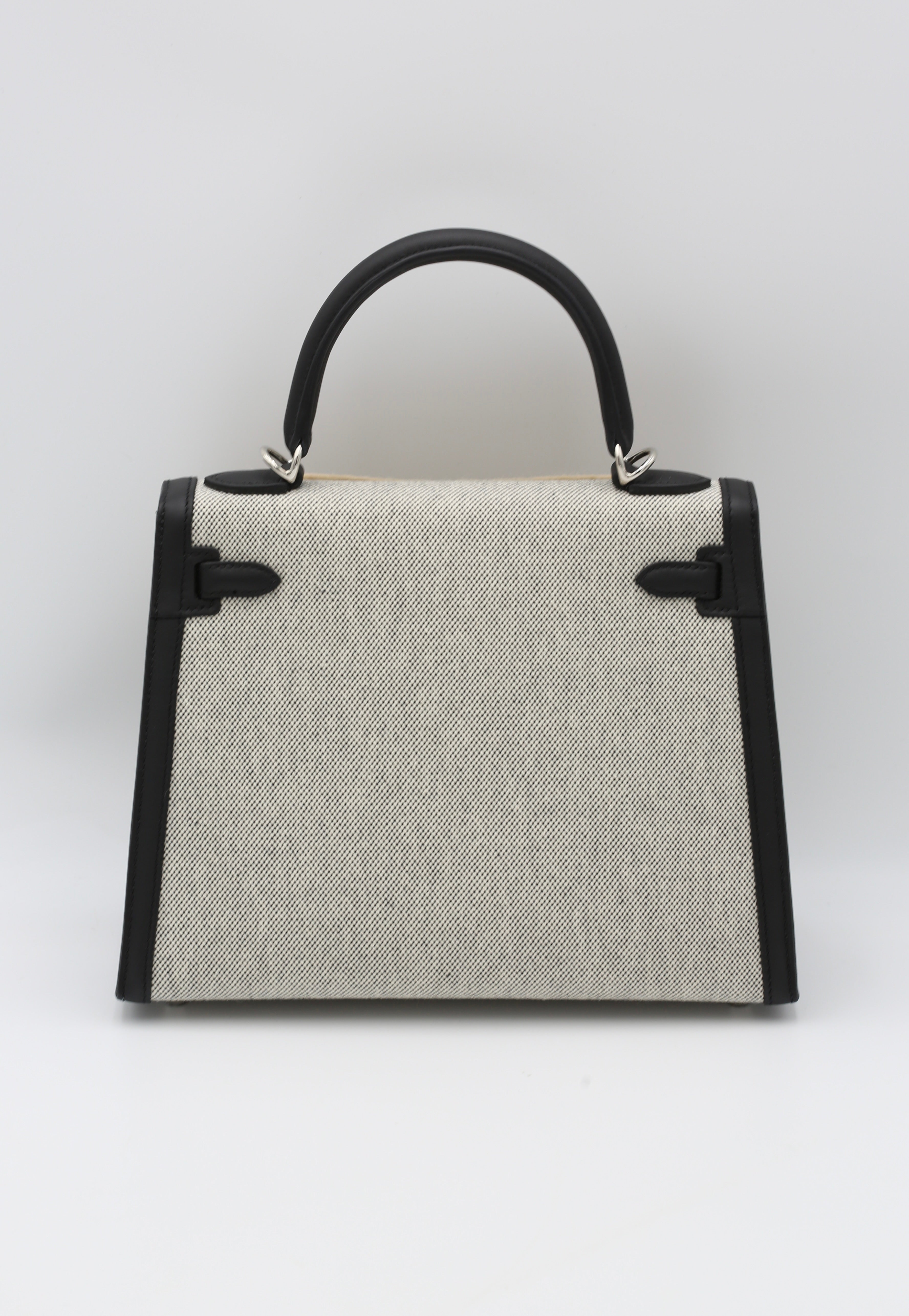 HERMÈS KELLY25 ECRU/NOIR SELLIER CANVAS/SWIFT SILVER HARDWARE K STAMP