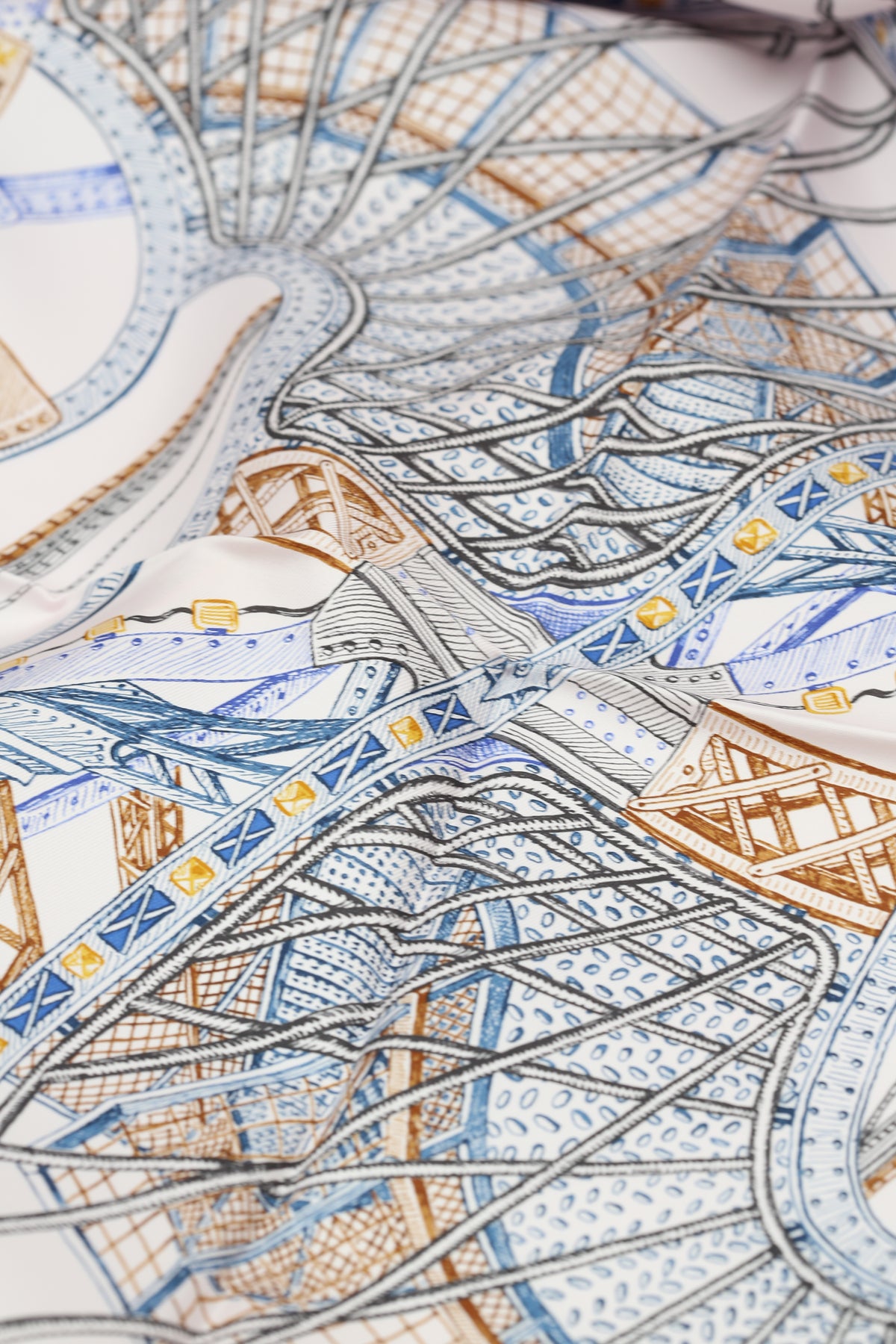 HERMÈS SCARF90X90 CHEVAUX D'HEPHAISTOS ROSE NACRE/BLEU/CUIR