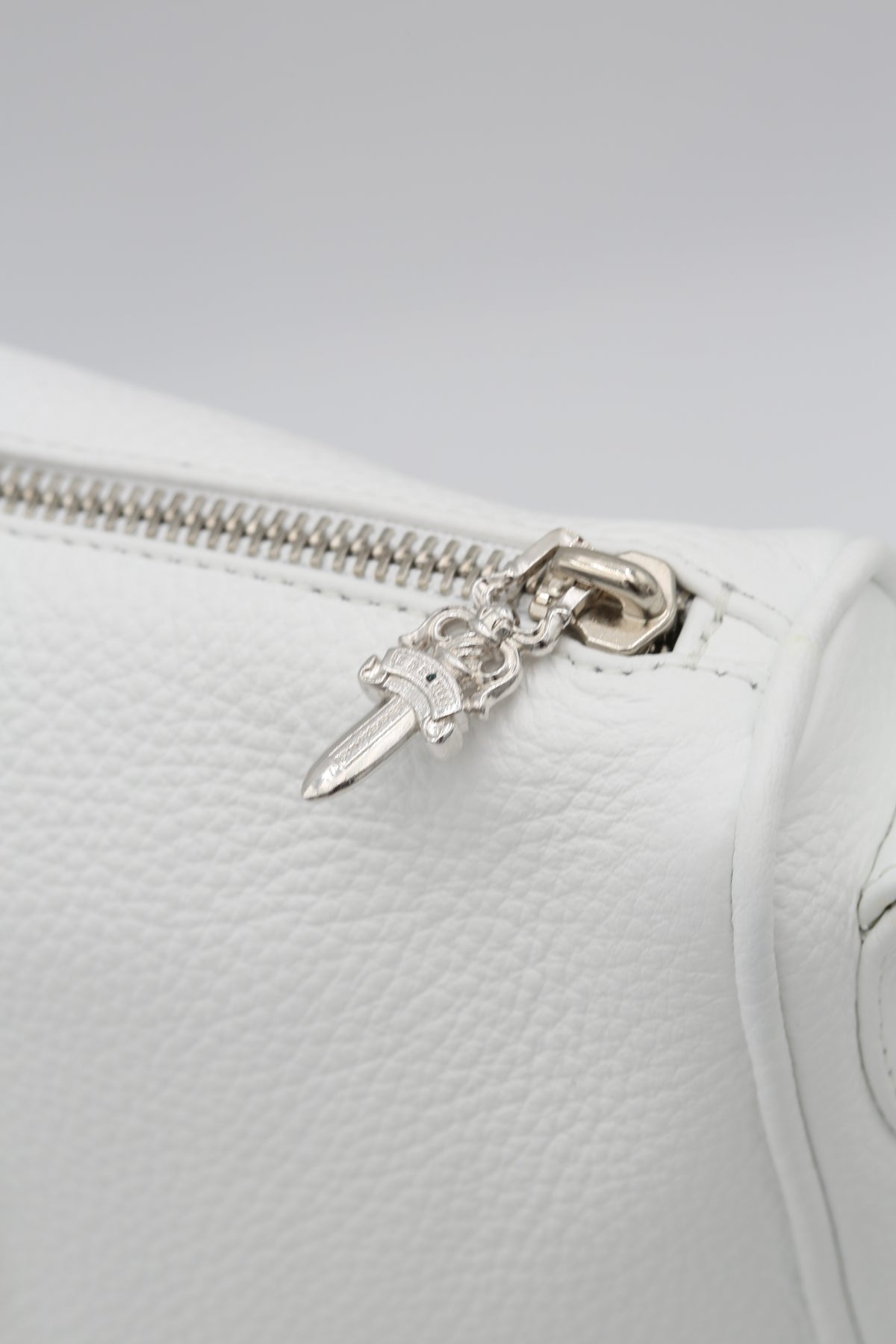 CHROME HEARTS WHITE SHOULDER BAG