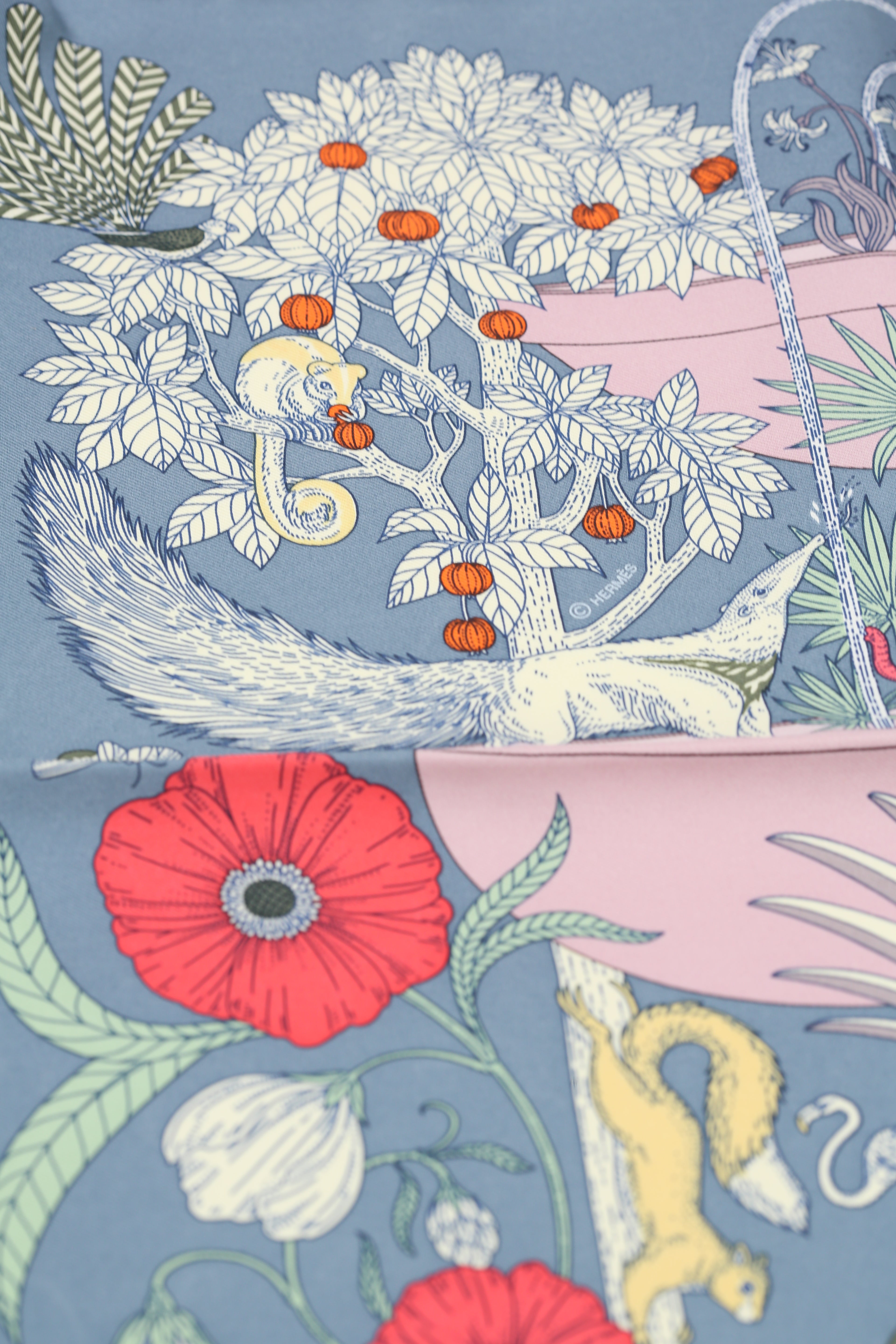 HERMÈS SCARF 45X45 CAVROCHE TWILL PRECIOUS PARADISE DET AL/BLEU GROS/VIEUX R0