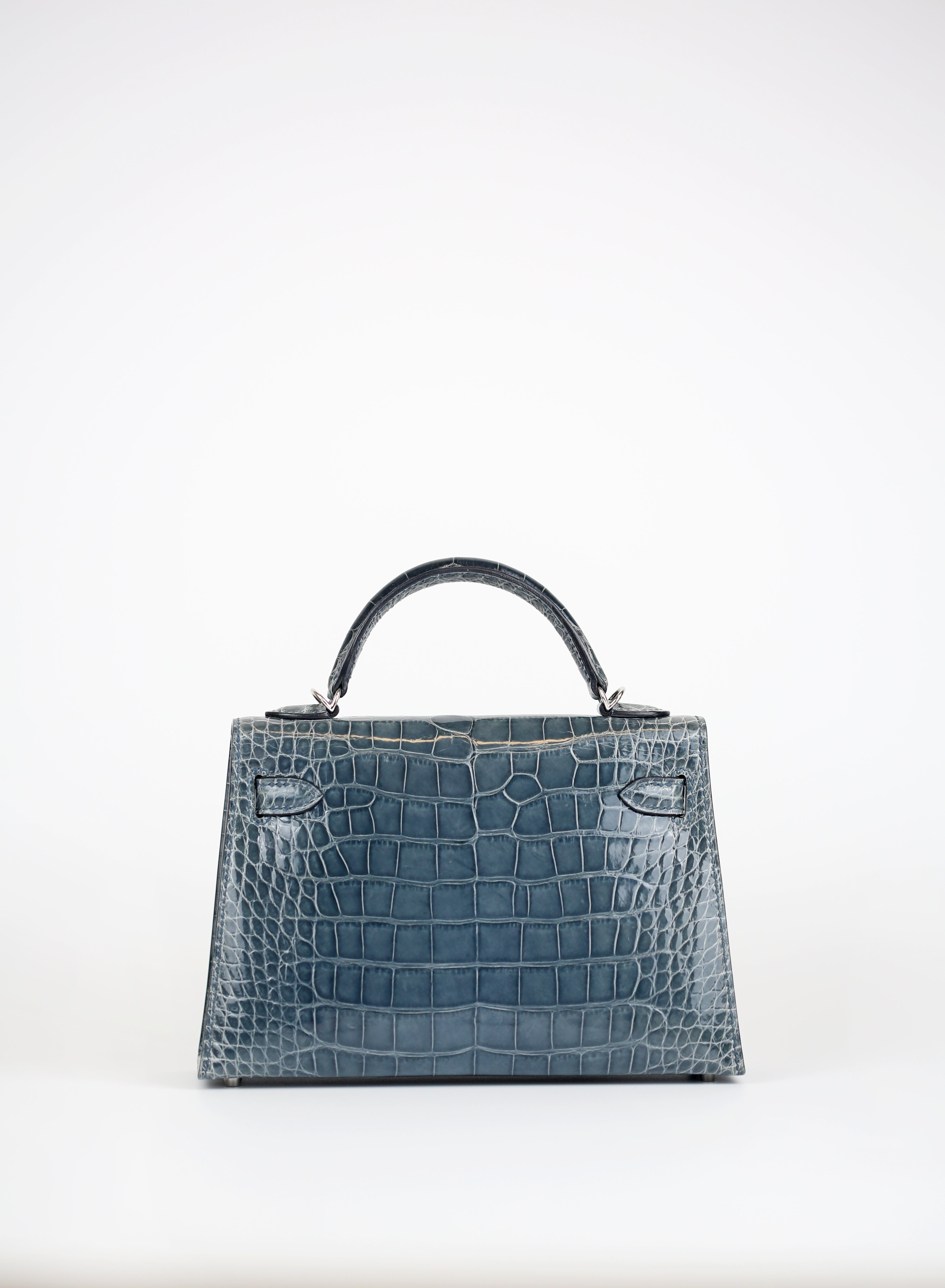 HERMÈS  Kelly II  OV Gris Ciment Crocodile Porosus Mat – Rare Collector’s Treasure