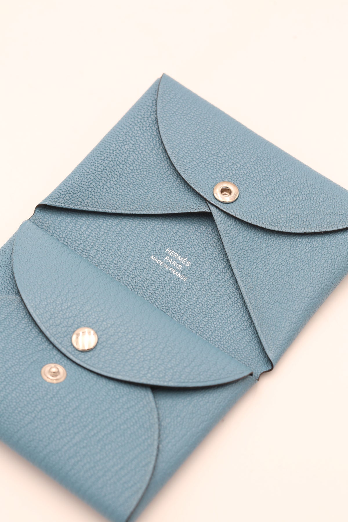 HERMÈS CALVI CARD HOLDER BLEU JEAN
