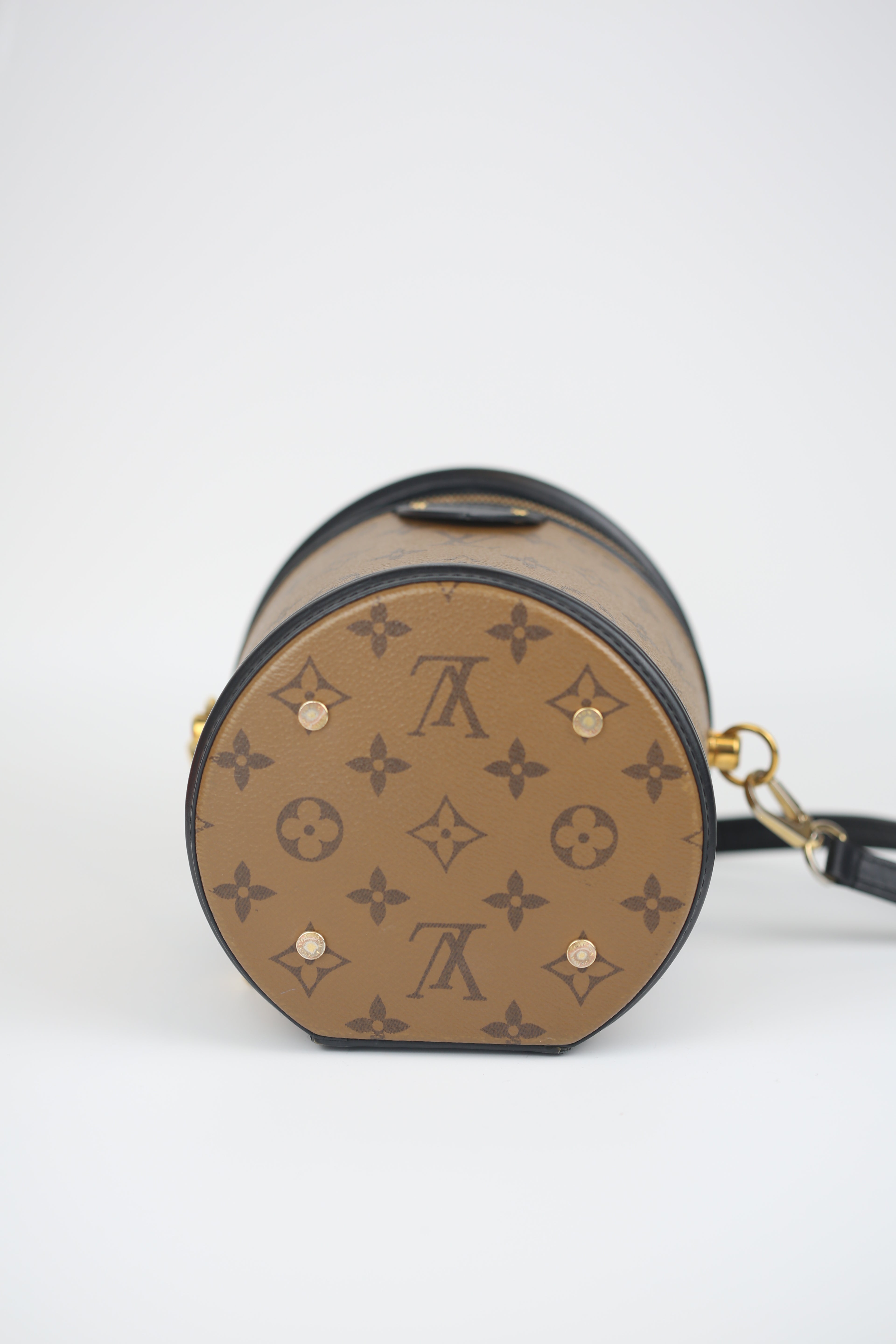 LOUIS VUITTON  Reverse Monogram Cannes