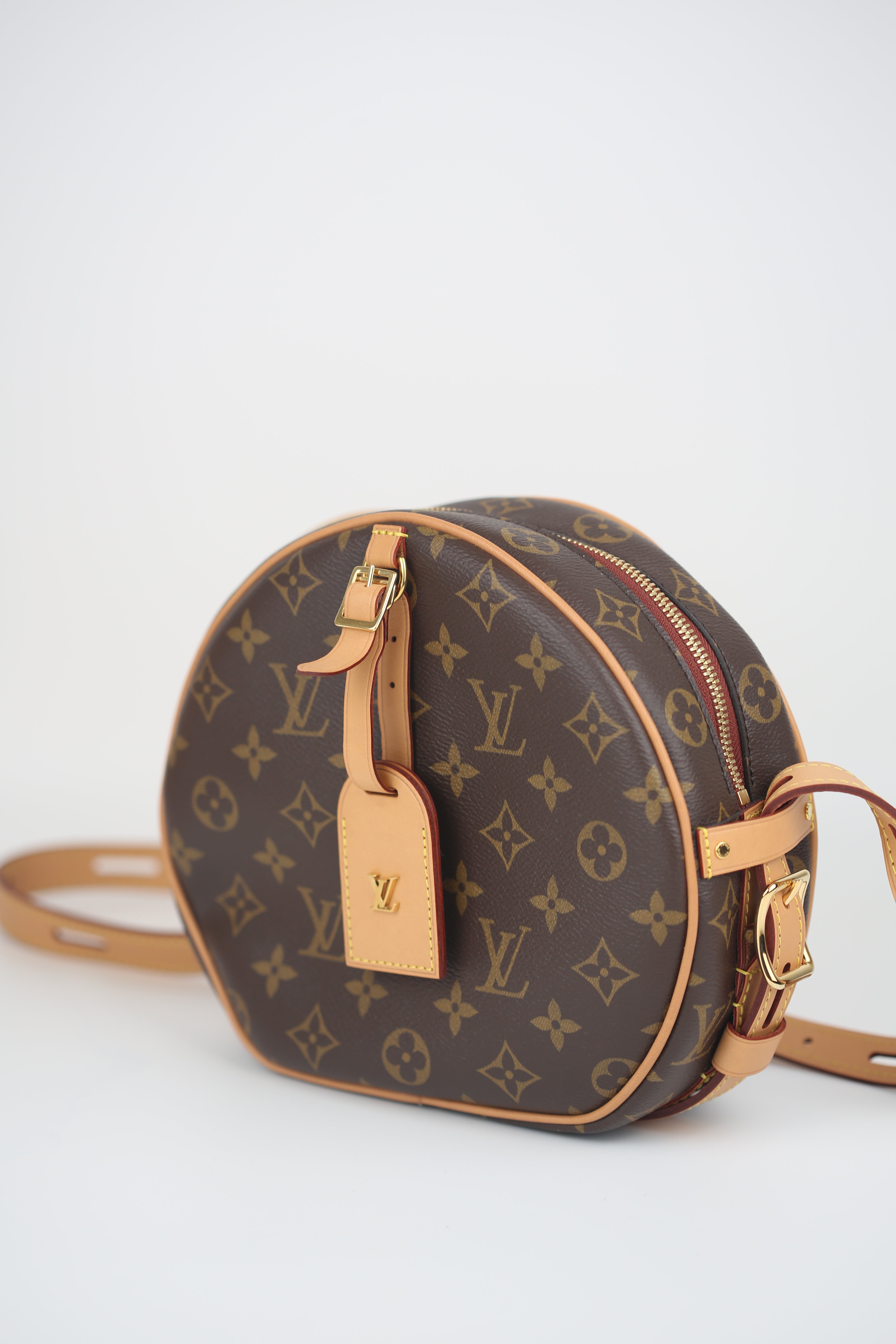 LOUIS VUITTON Monogram Boite Chapeau Souple MM