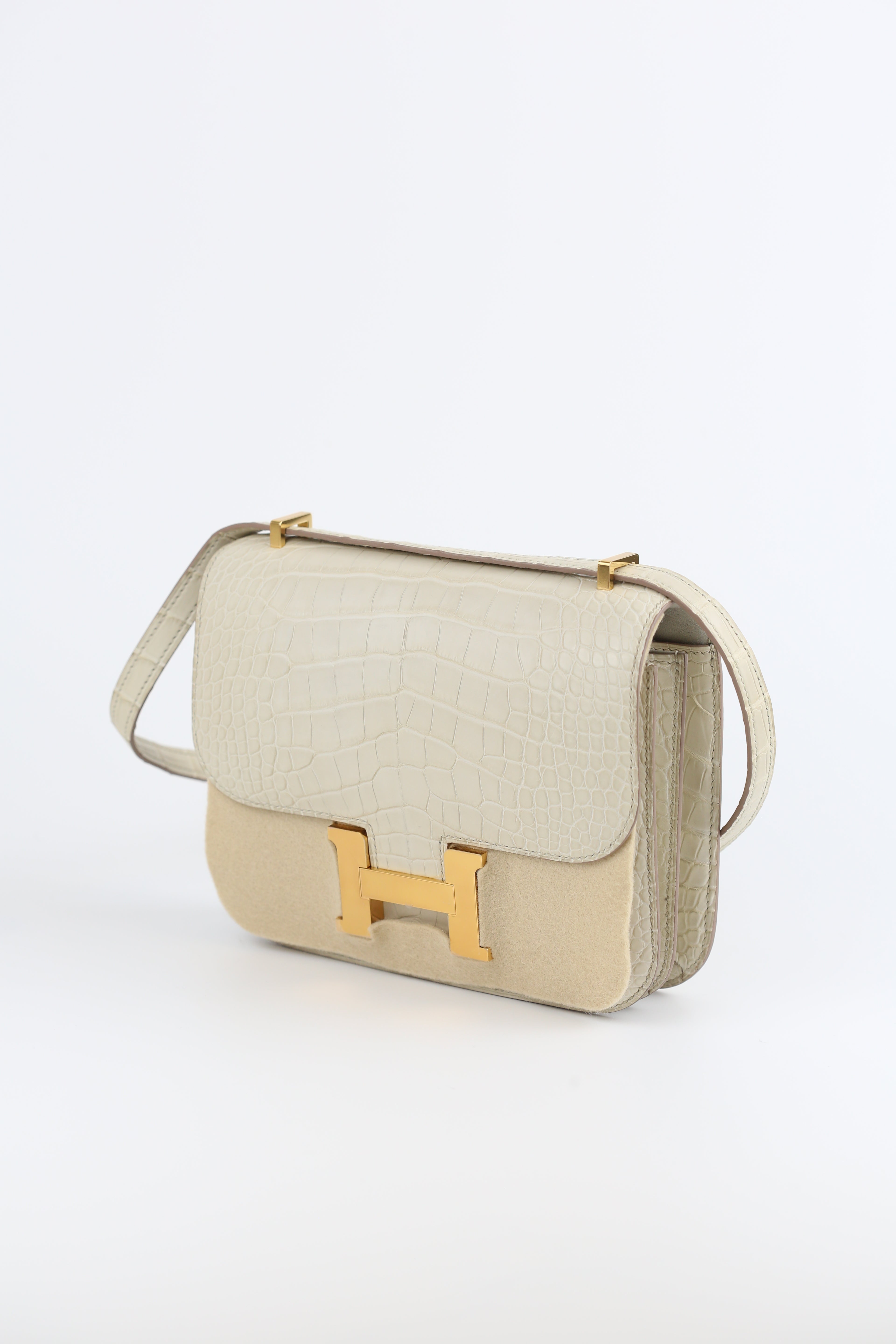 HERMES  Alligator mini Constance Beton