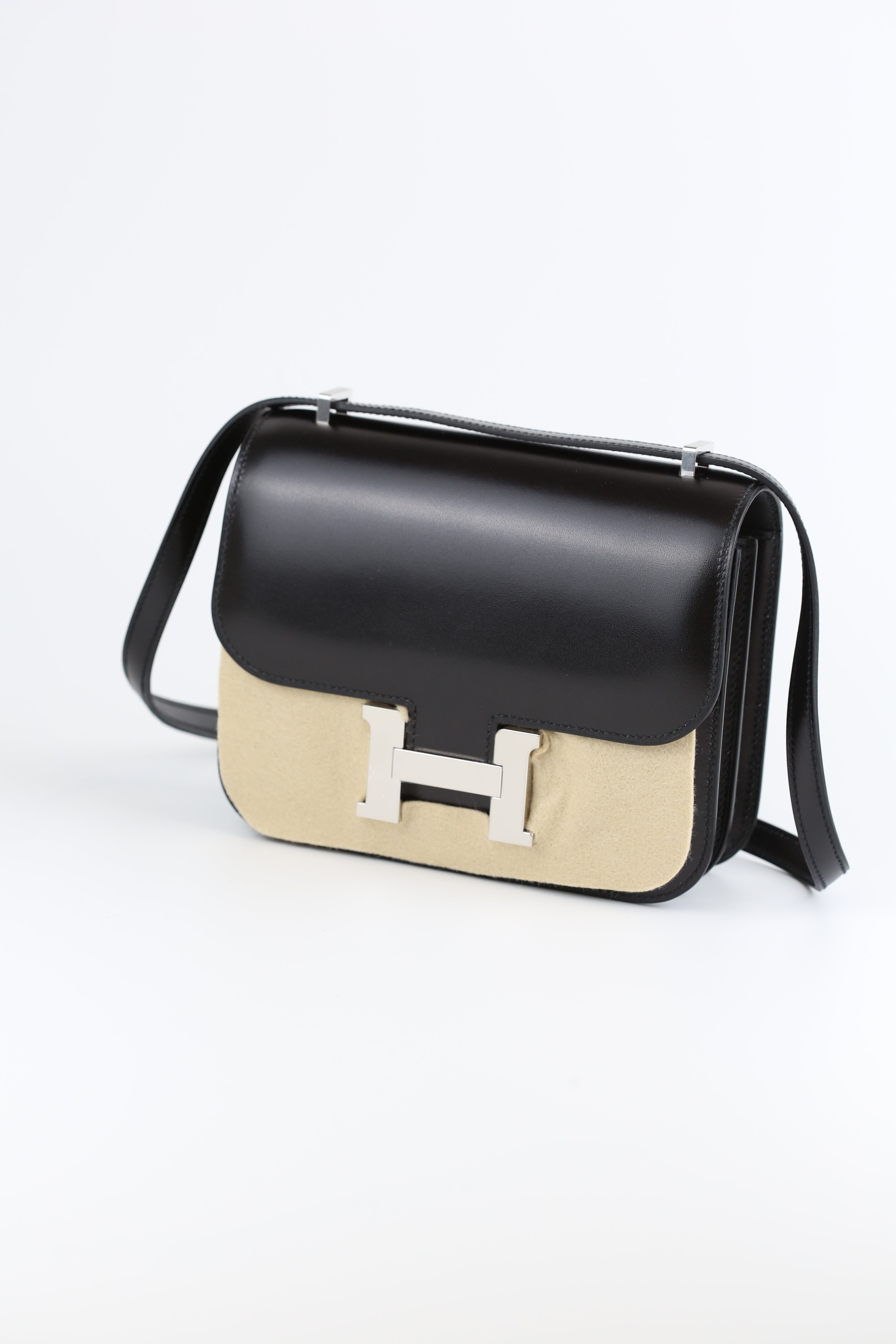 HERMES Box  mini Constance Noir