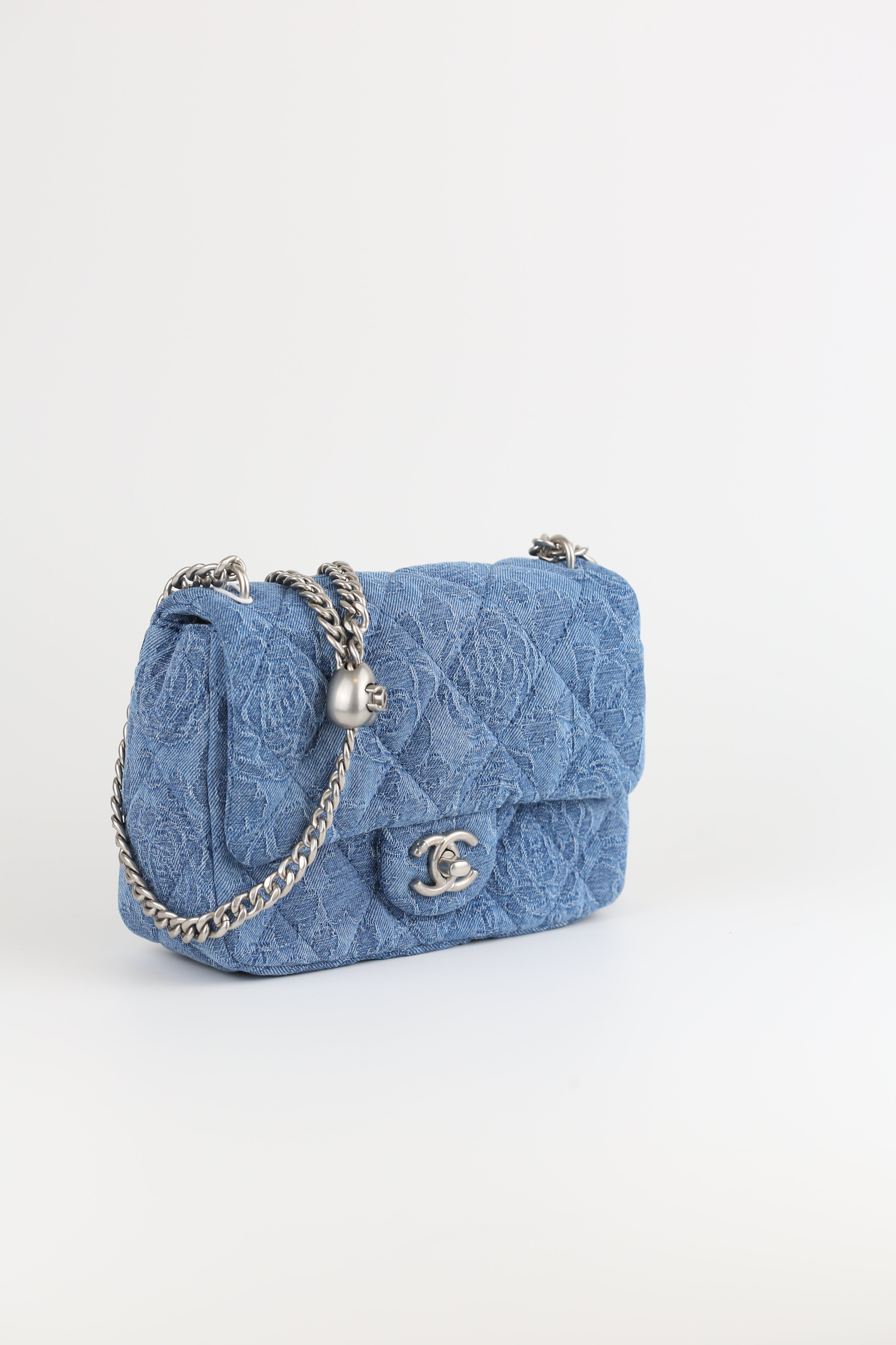 Chanel mini flag bag Bleu
